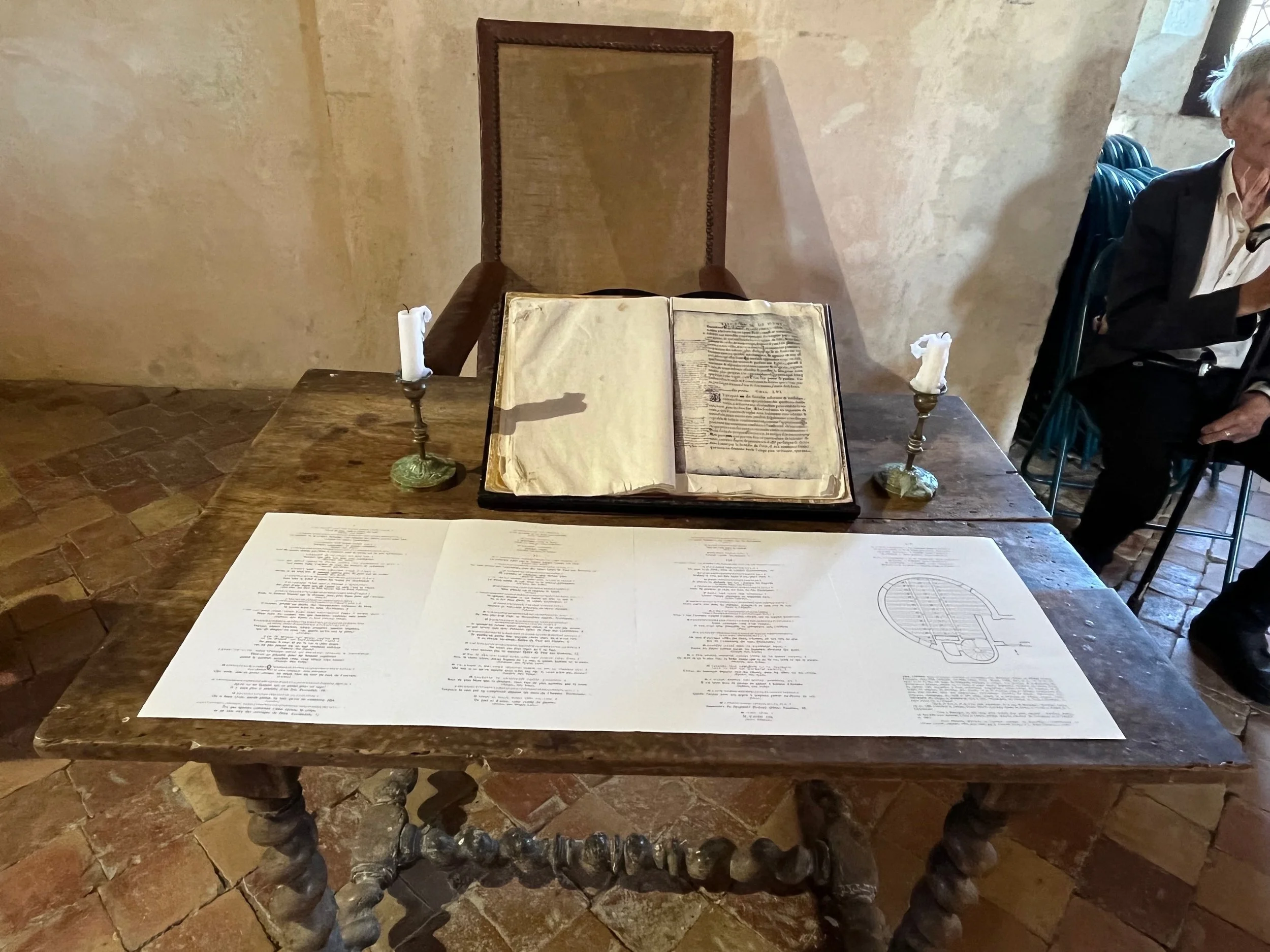 Montaigne’s desk in the tower.