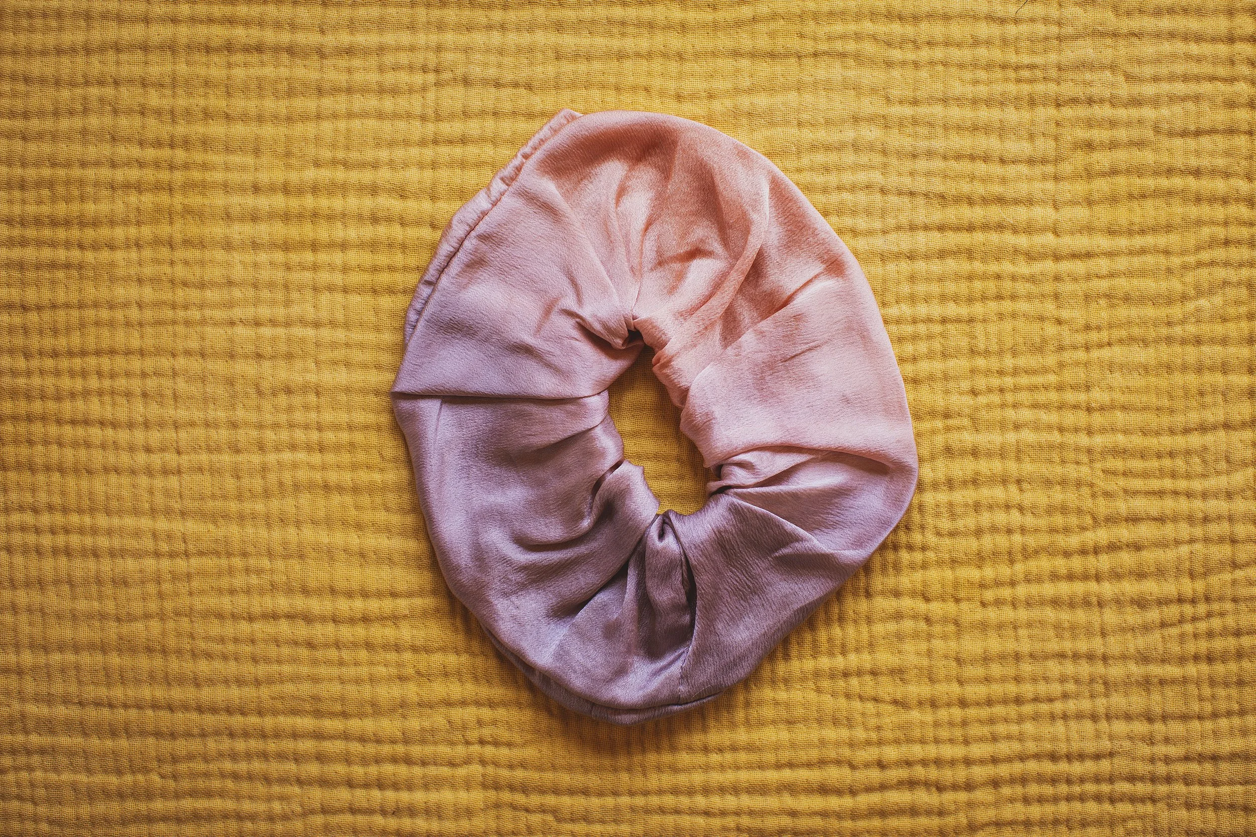 Alaw Oversized Silk Scrunchie