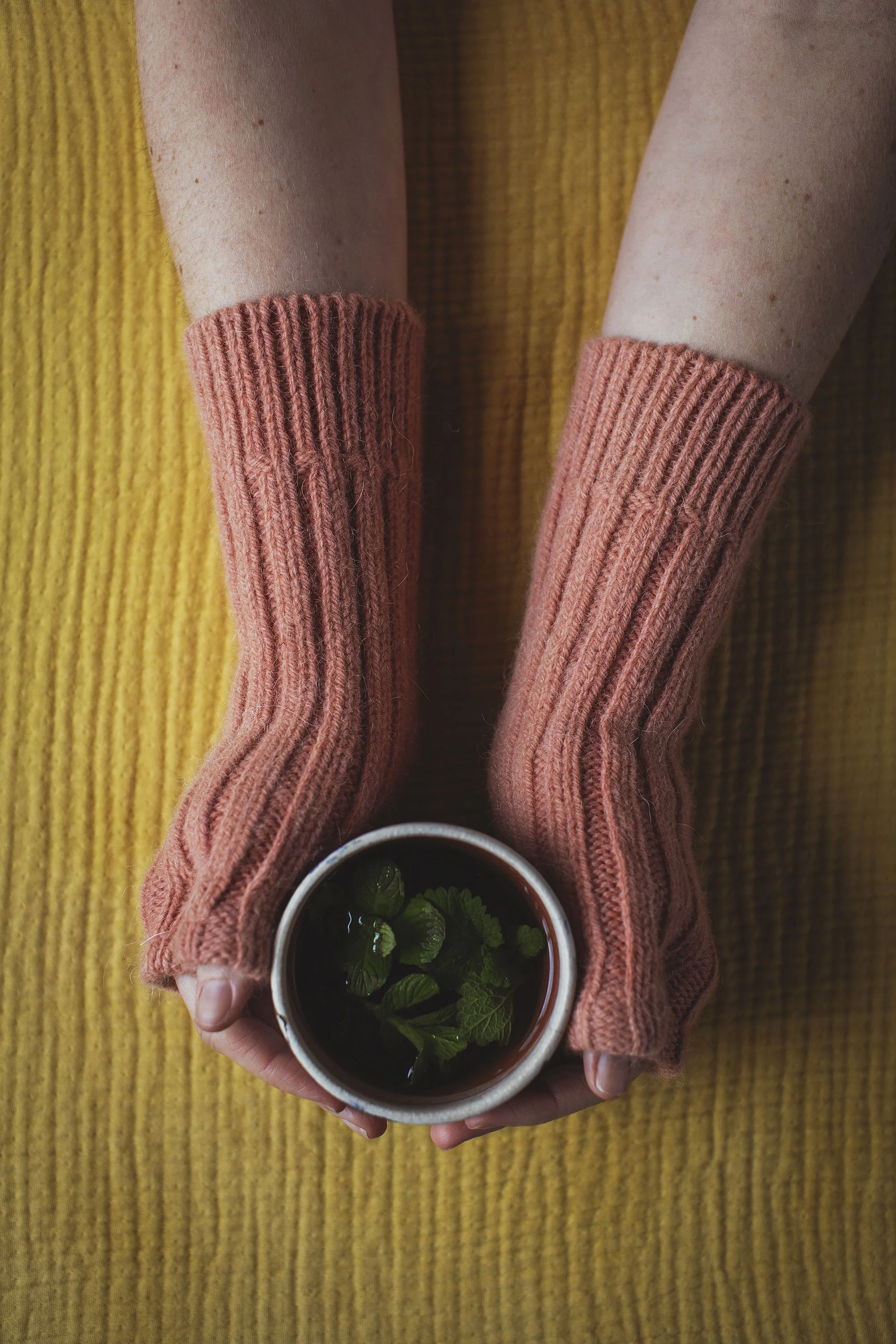 Rhosyn Woollen Handwarmers