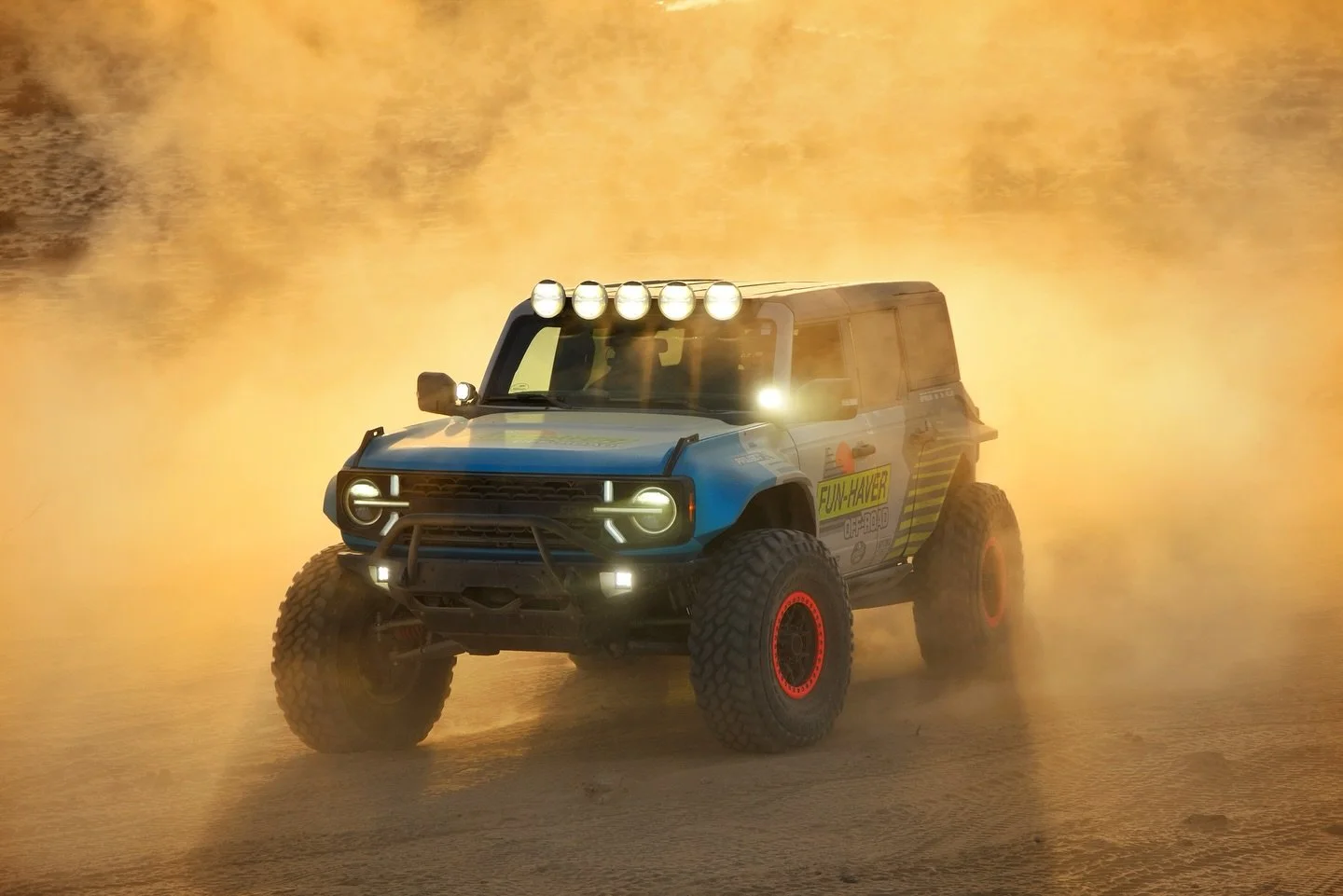 Been a good ride so far! 60 years of Bronco, grateful to have gotten a few great photos of these machine in their element! 

@ford @fordperformance @fordbronco @shelbyhalloffroad @brady_melin @wayneschmeeckle @designmuse @vaughngittinjr @loren_healy 