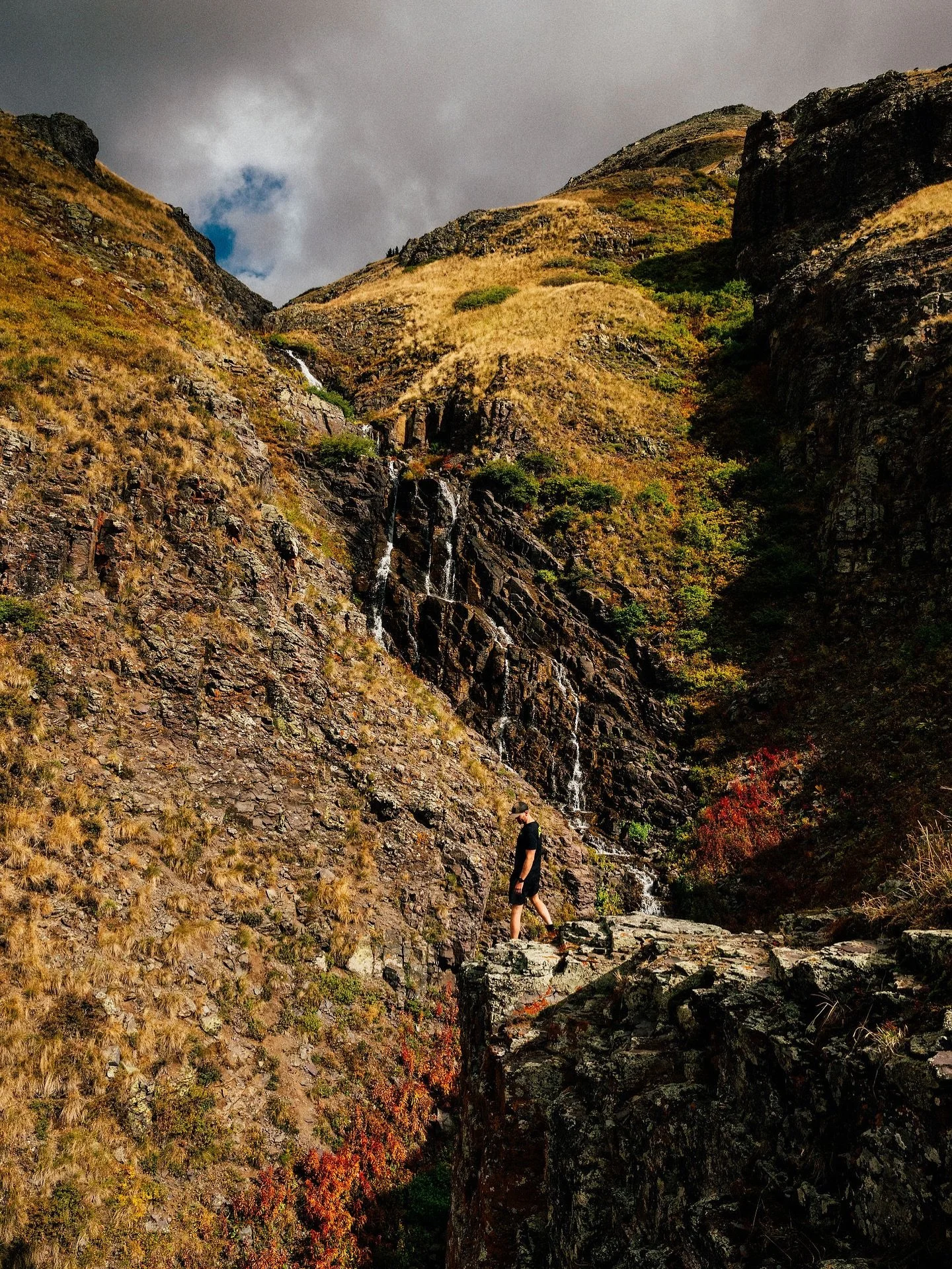 Having a wild time over here in Colorado. 
@944rallye