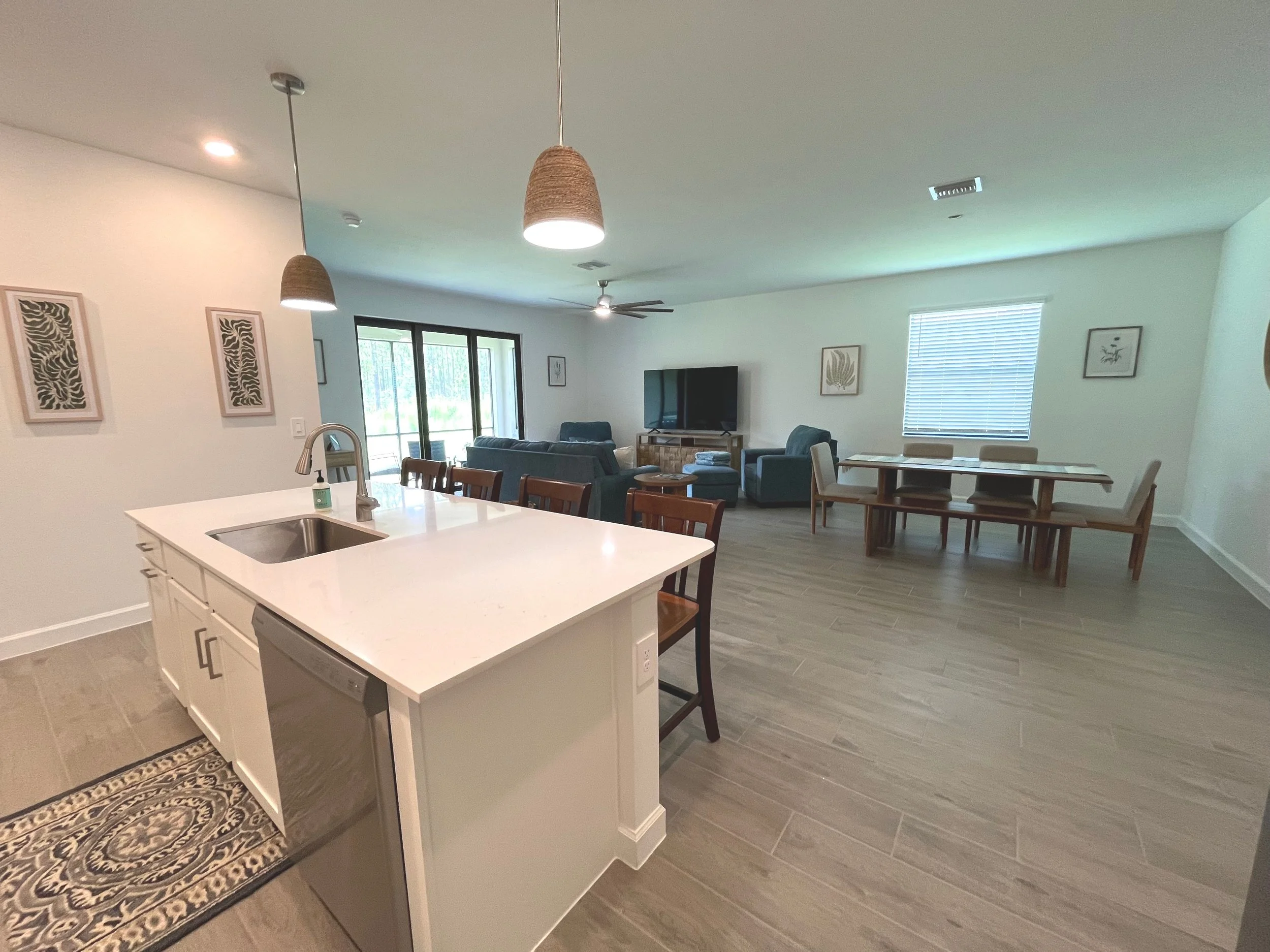 Kitchen & Living Room