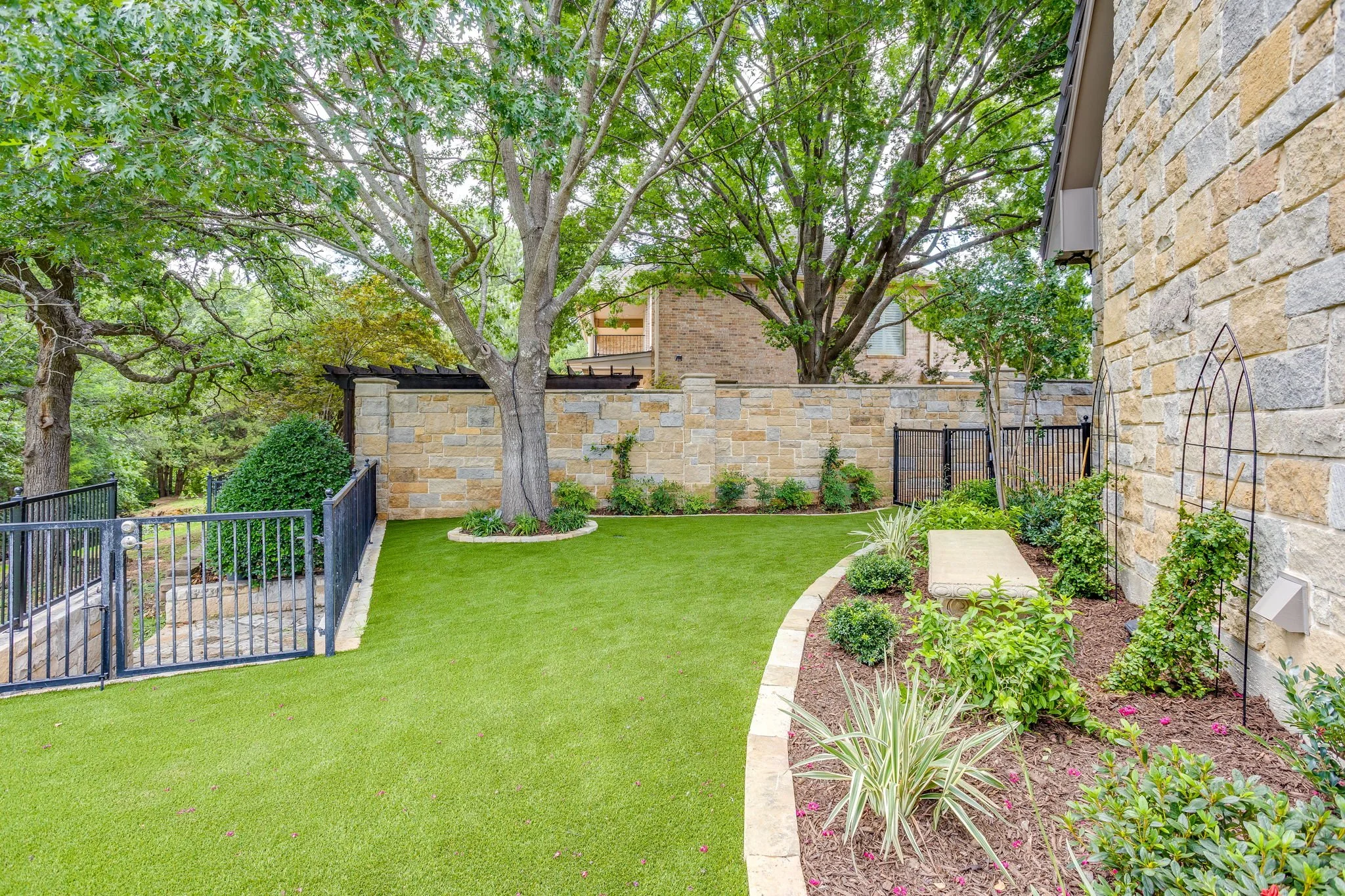 1005 Walnut Falls Cir (31 of 35).jpg