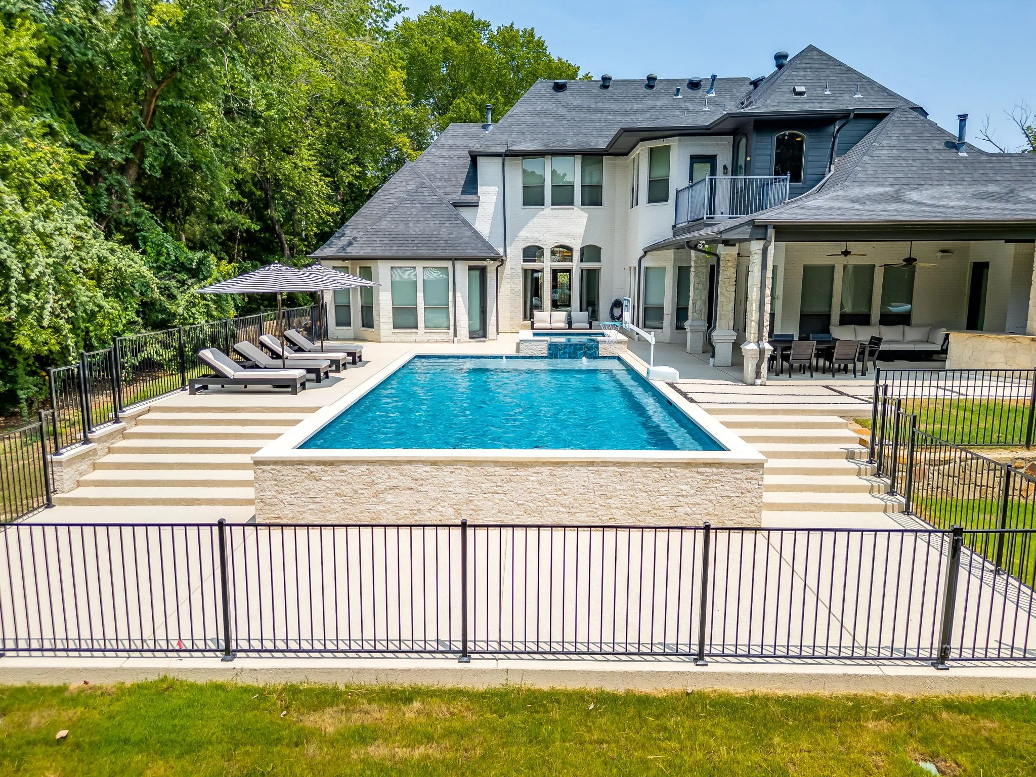 2701 McPherson Ln (10 of 30).jpg