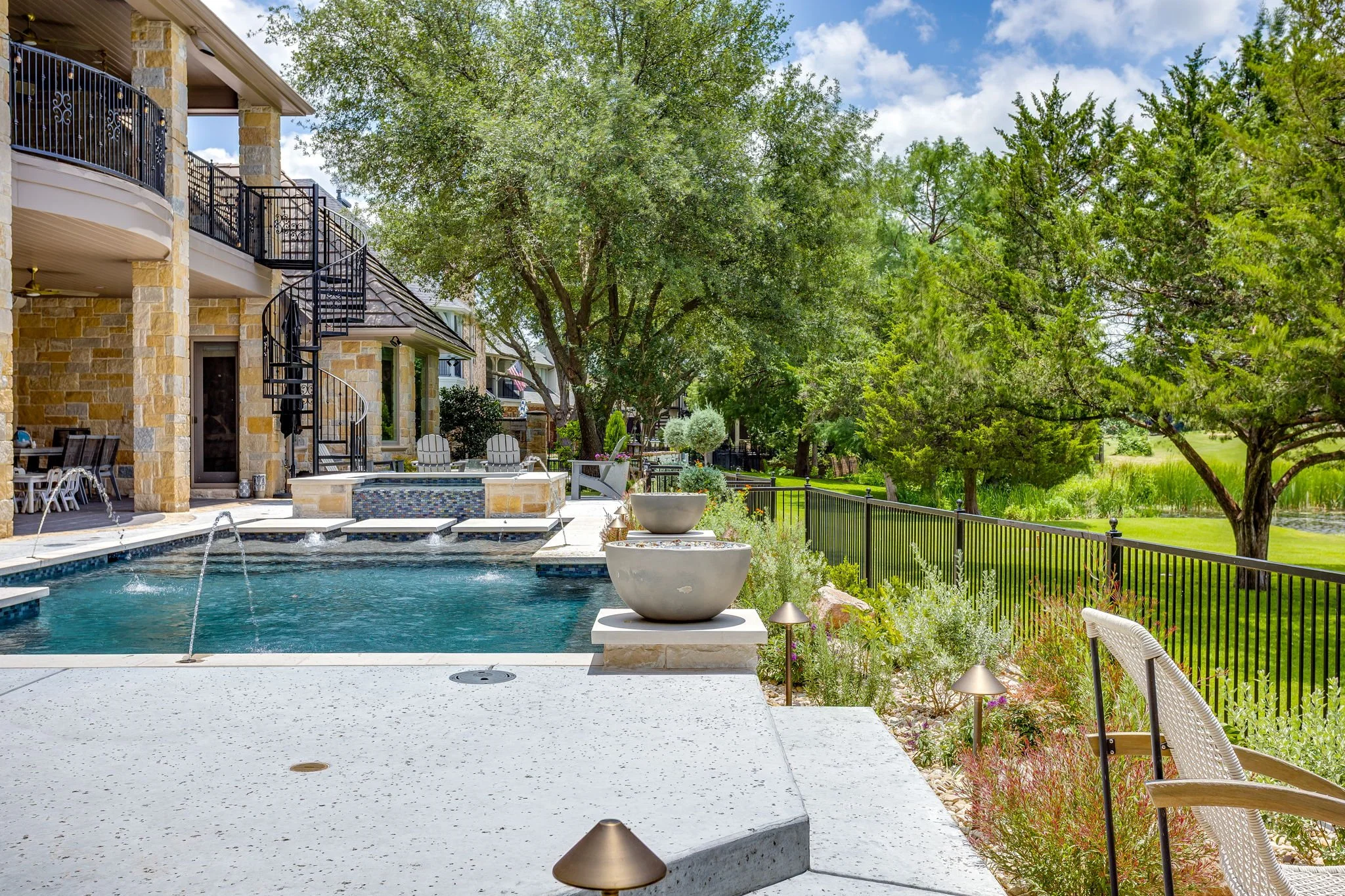 1005 Walnut Falls Cir (8 of 35).jpg