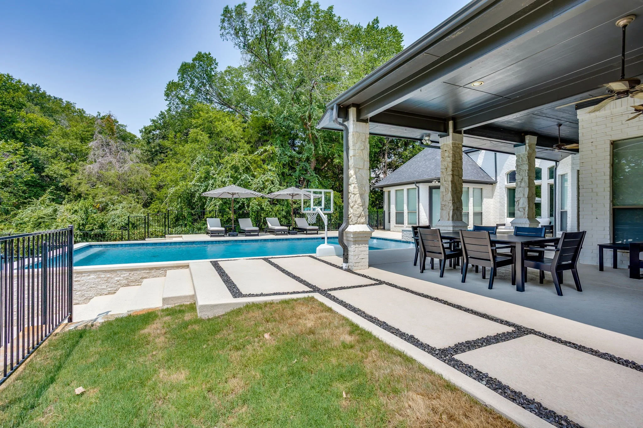 2701 McPherson Ln (12 of 30).jpg