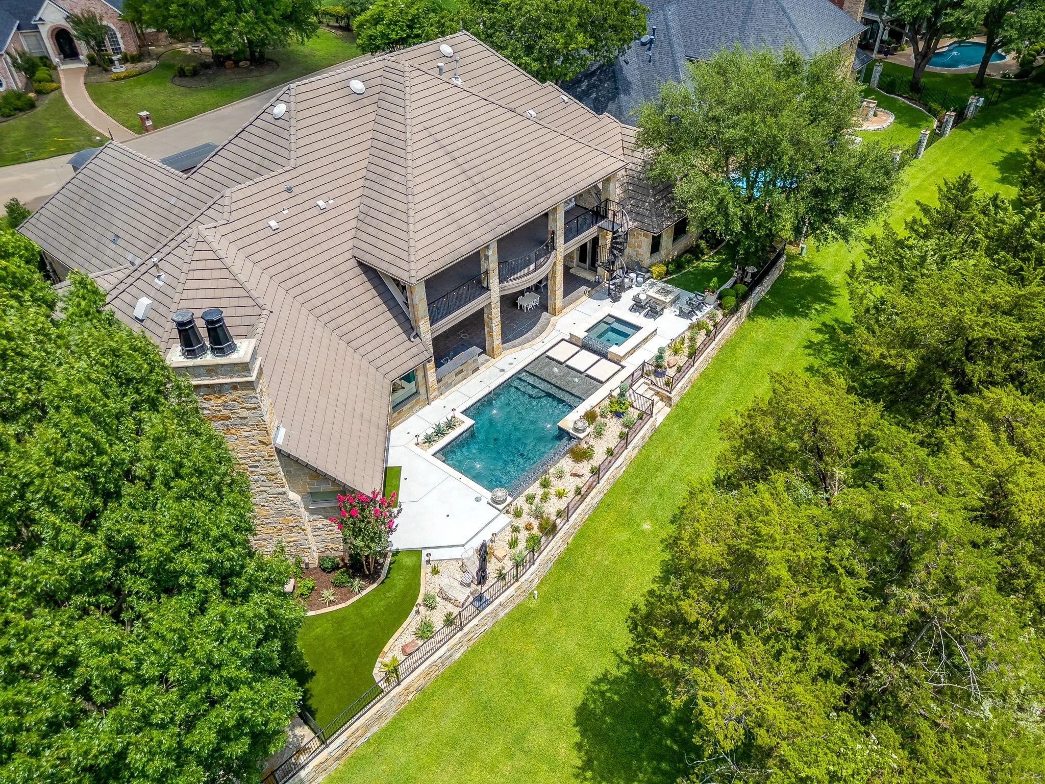 1005 Walnut Falls Cir (1 of 35).jpg