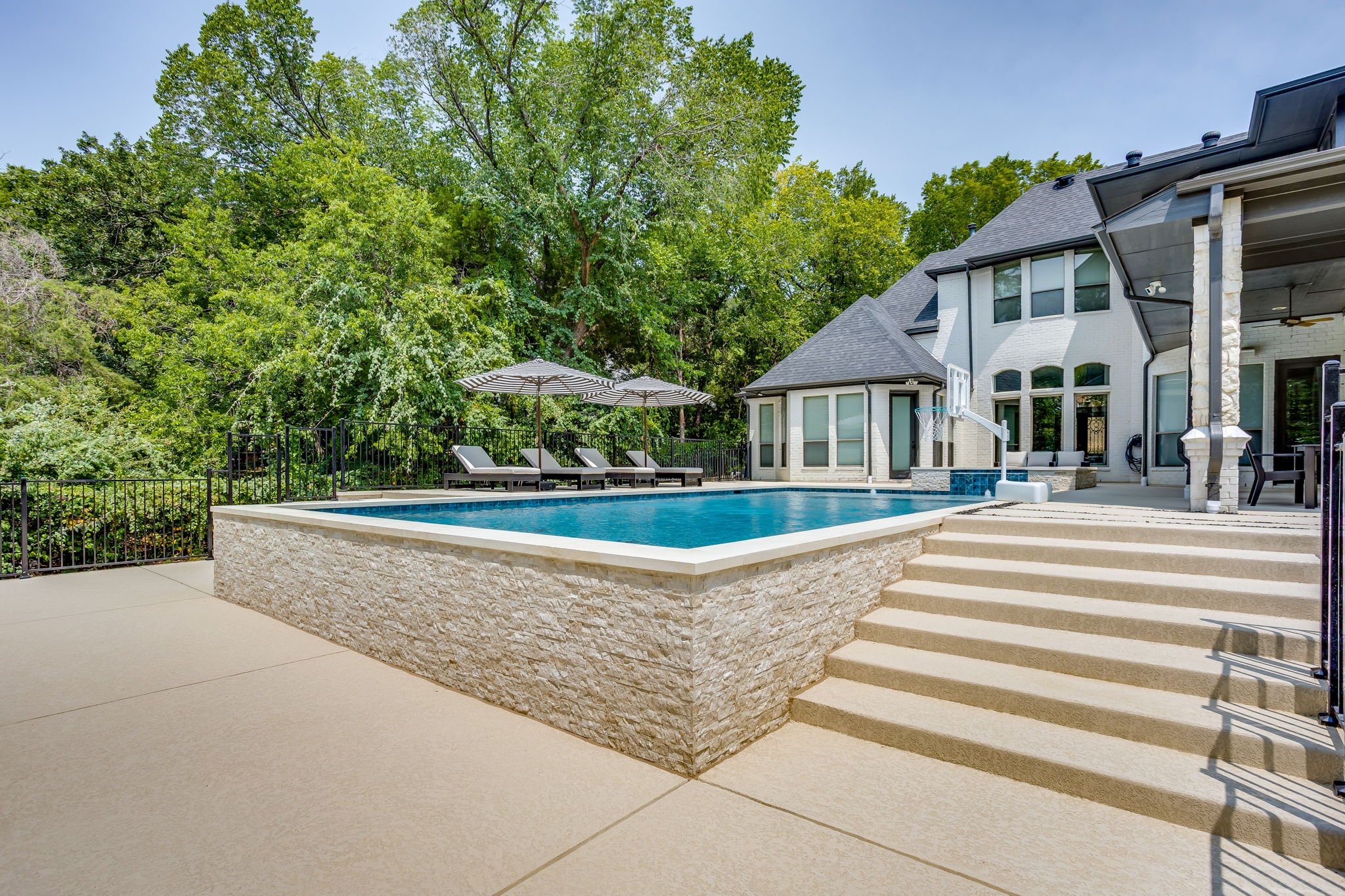 2701 McPherson Ln (25 of 30).jpg