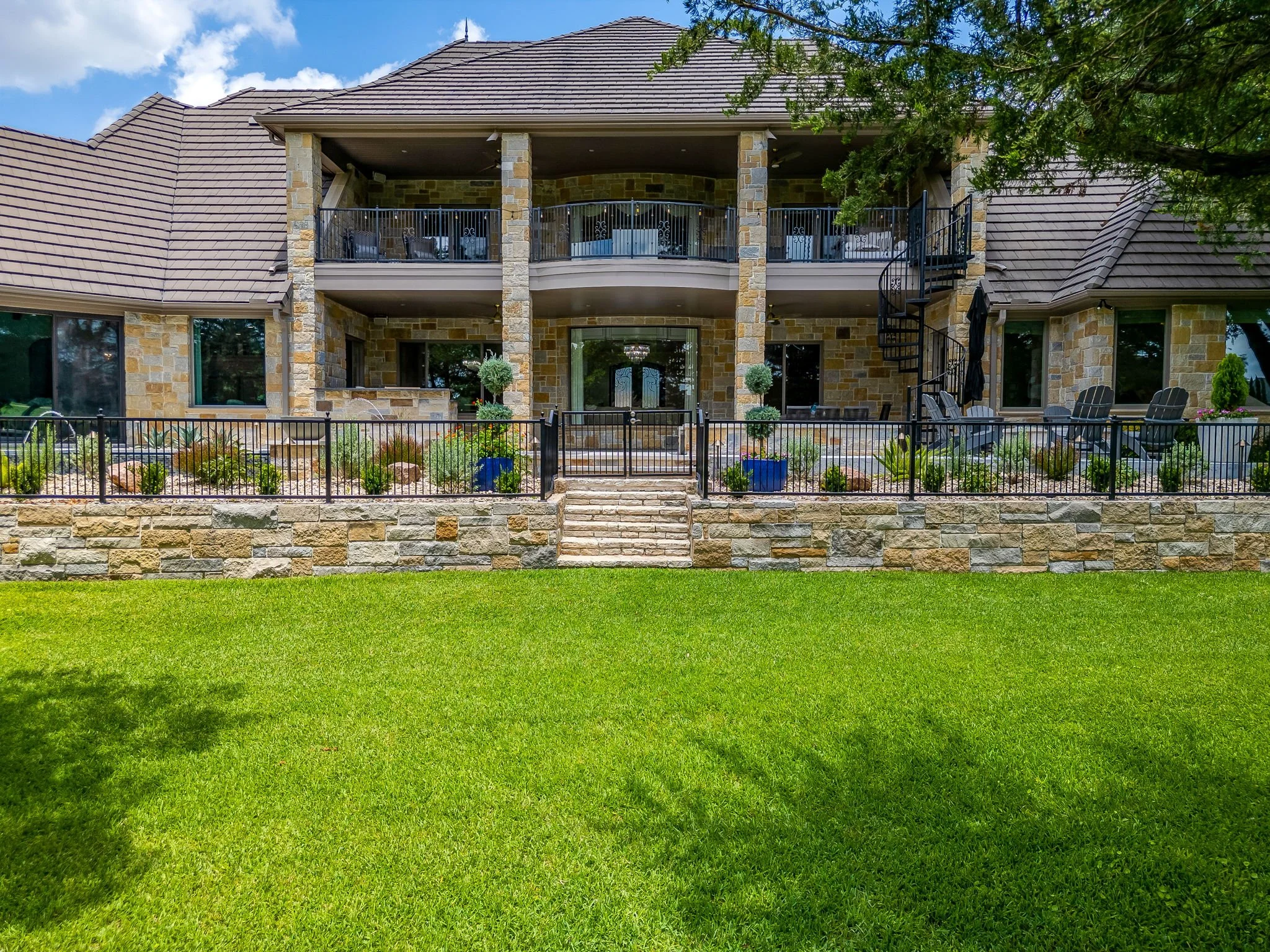 1005 Walnut Falls Cir (6 of 35).jpg
