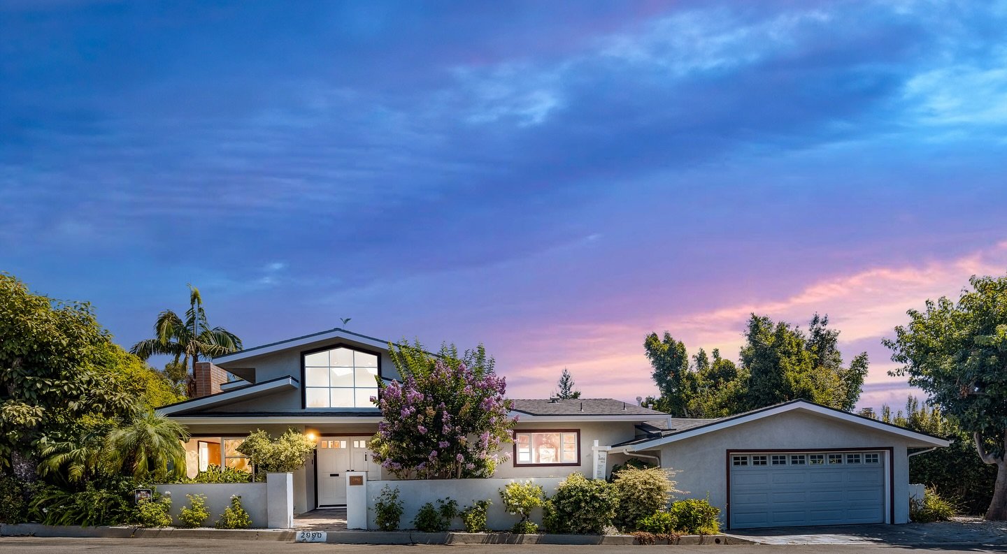 Beautiful Los Angeles Property shot by Marcel Corto for Magma Blue Studios 📸✨ Book your shoot online or give us a call (562) 742-6232 #magmabluestudios #realestatelosangeles #milliondollarlisting #milliondollarvisuals