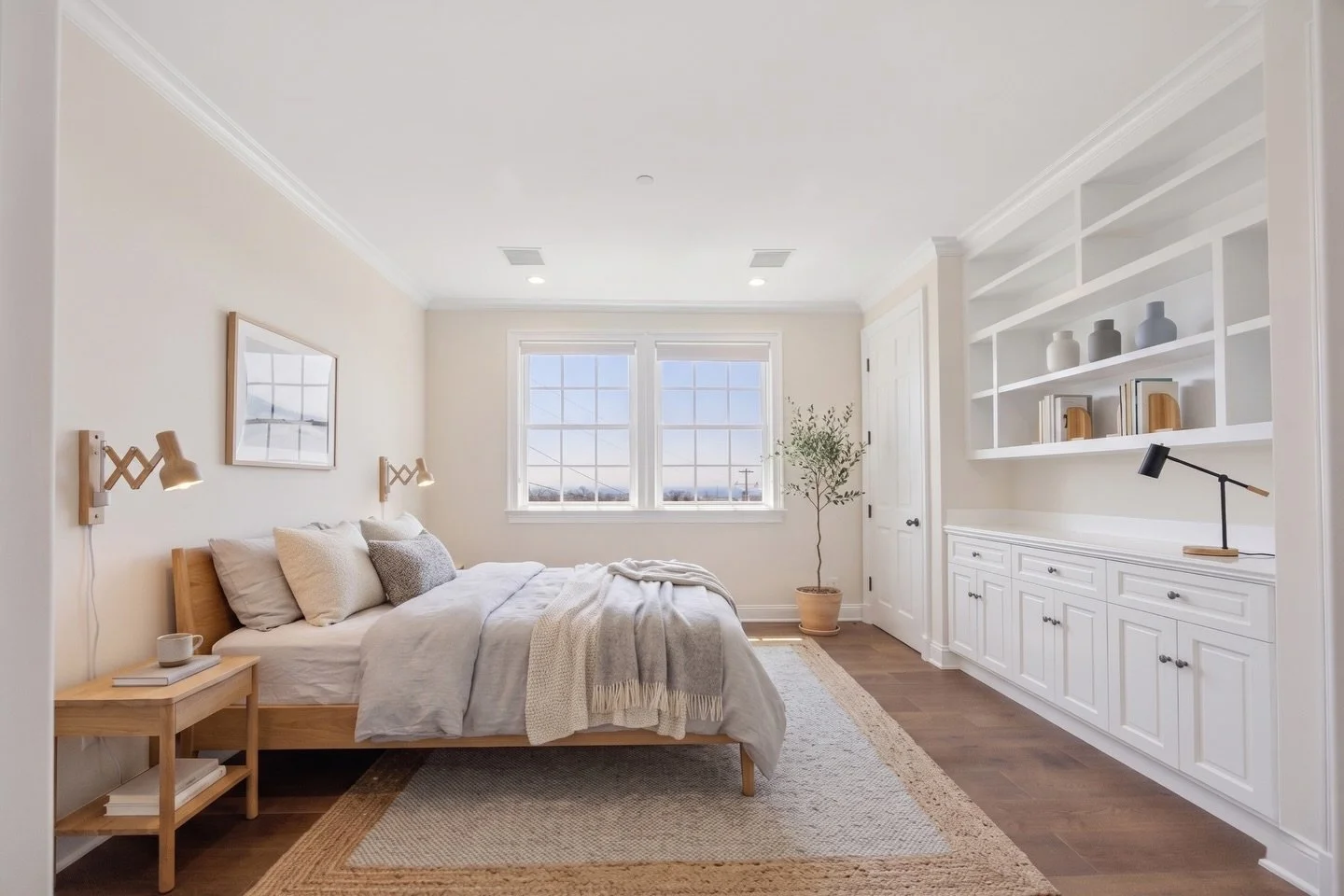 👉 Swipe right to see the magic of our Virtual Staging and Virtual Twilight! Watch how we take a bright daytime exterior in pacific palisades and instantly give it that luxurious dusk glow, while transforming an empty room into a buyer&rsquo;s dream.