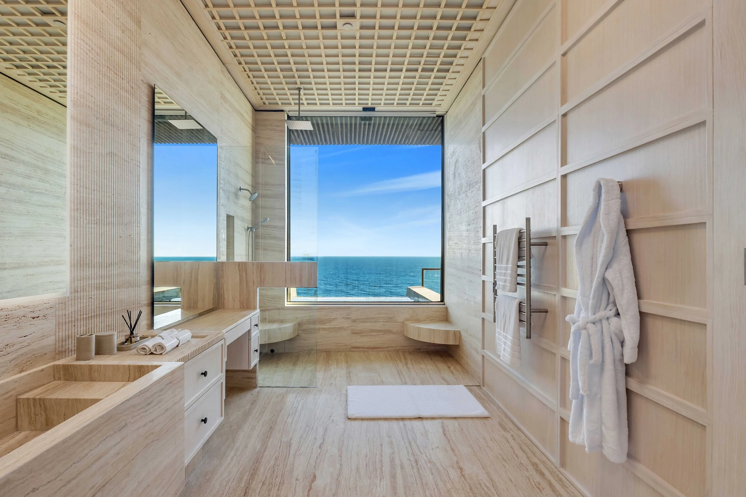 High End Bathroom OCean view Real Estate Los Angeles