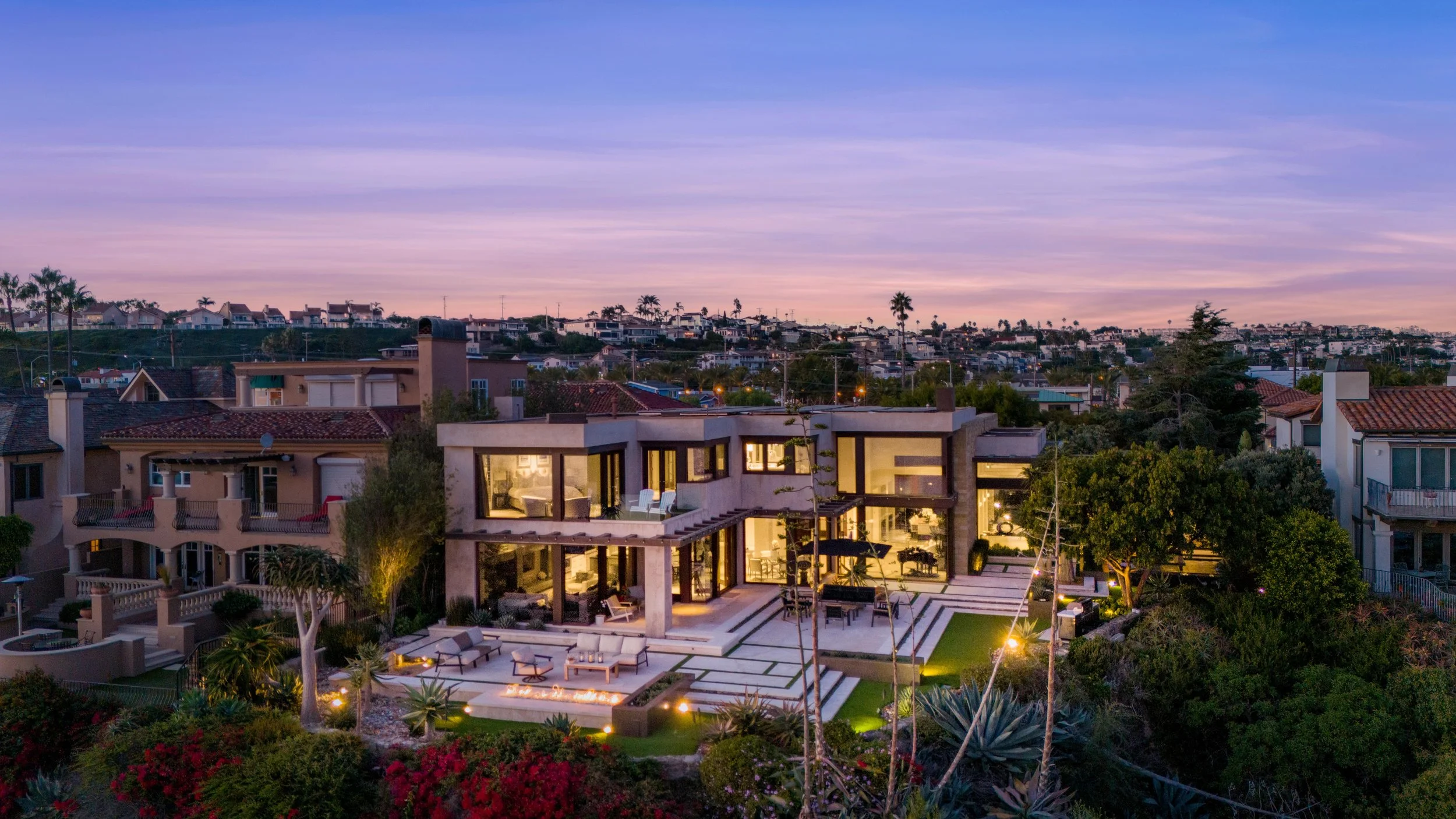 Los Angeles real estate photo magma blue studios.jpg