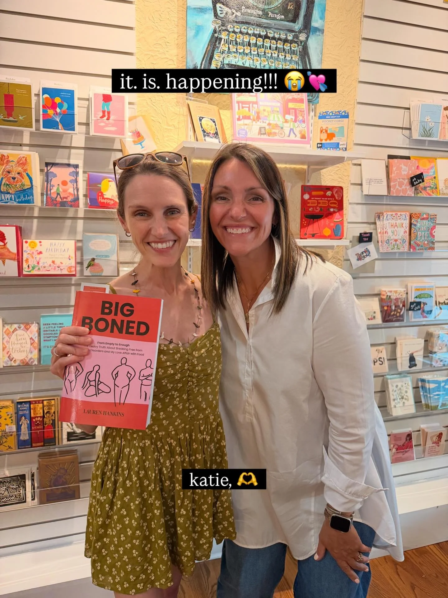 Tallahassee, u were amaze. 🥰😍🥹 Scroll ➡️ to see what I forgot to bring. 🫣🫠

@midtownreader 

#authorsigning #bigbonedbook #indieauthor #bookstagram #booktok