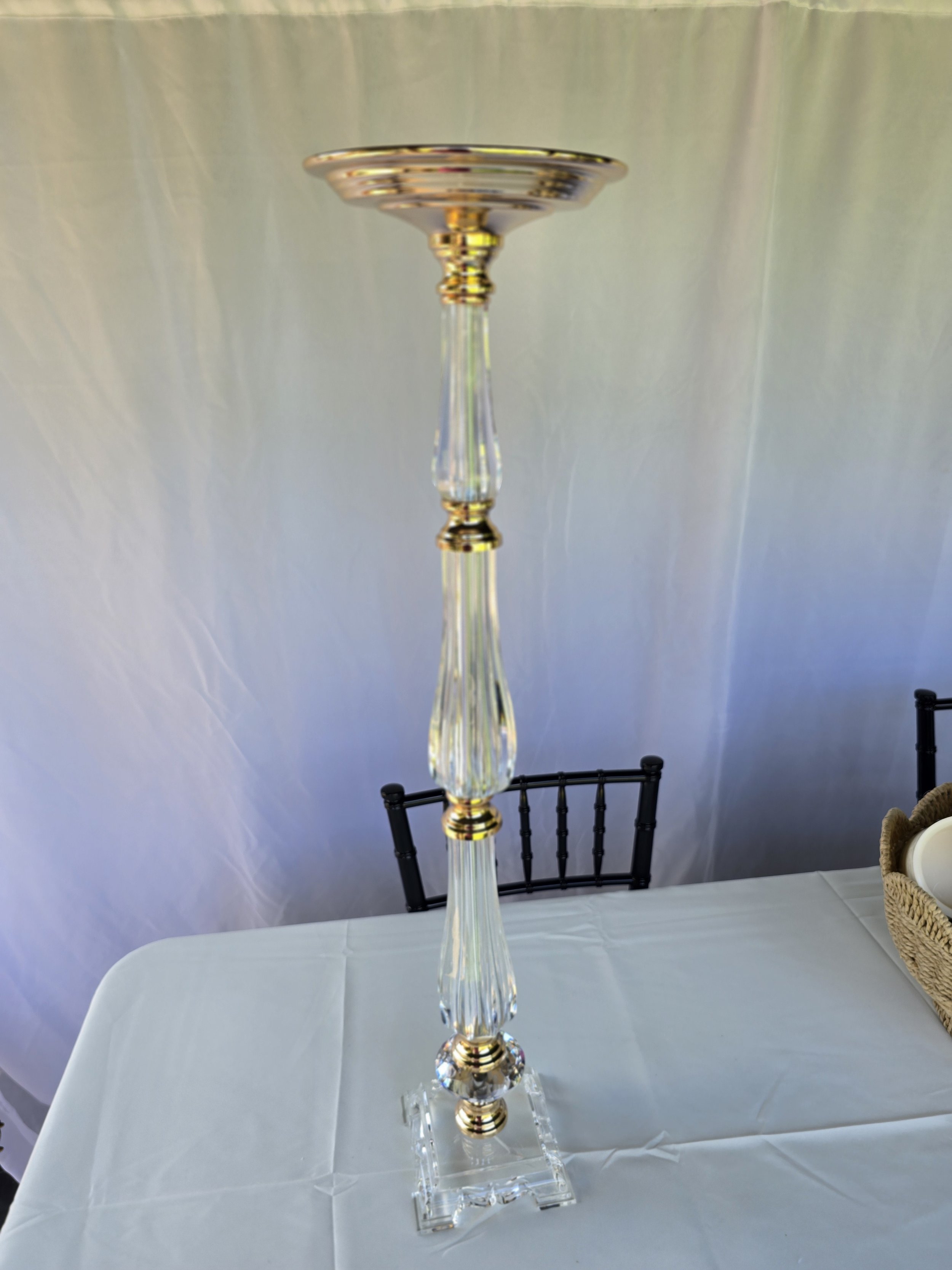 Crystal pillar with gold accents (set of 4)