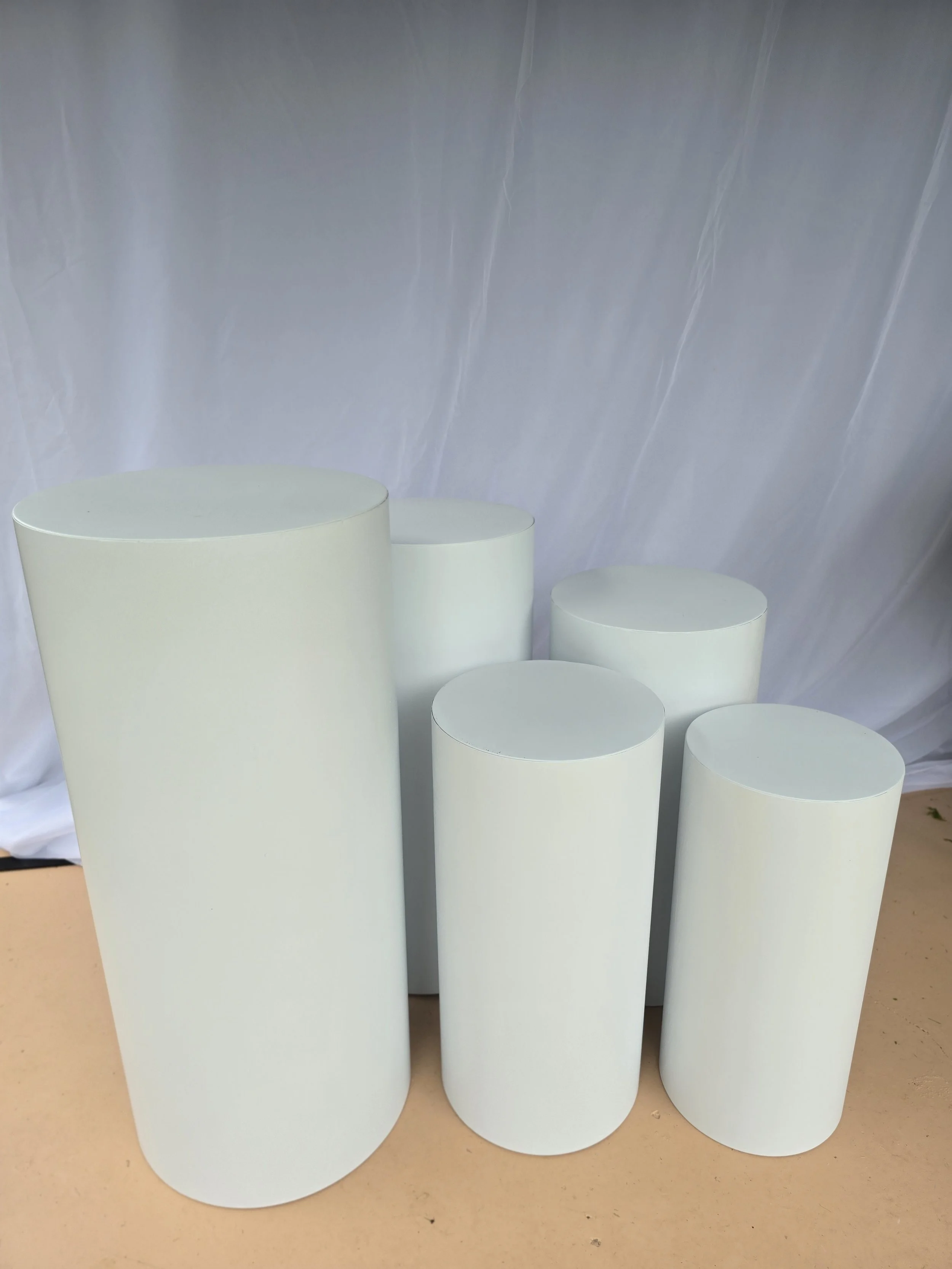 Ivory columns (set of 5) - Also available in blush pink, sage velvet and black.