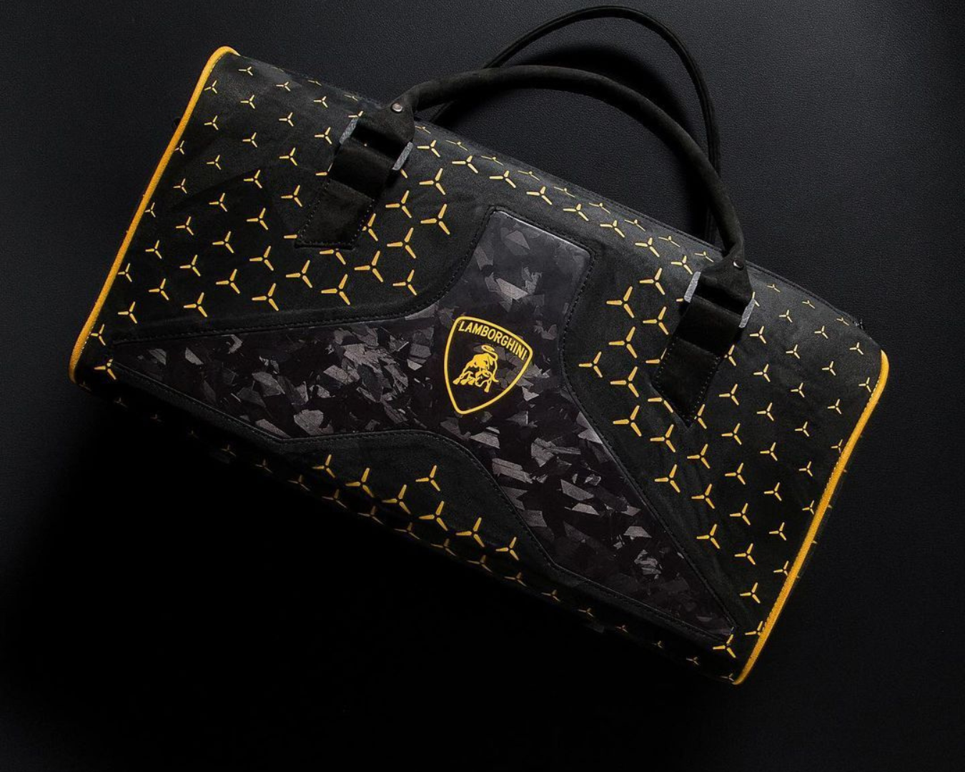Custom bag with carbon fiber