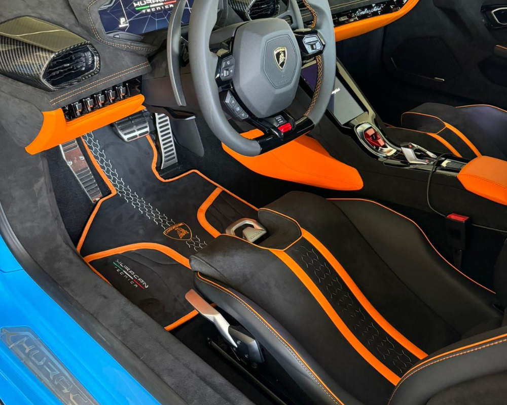 custom floormats Huracan Tecnica