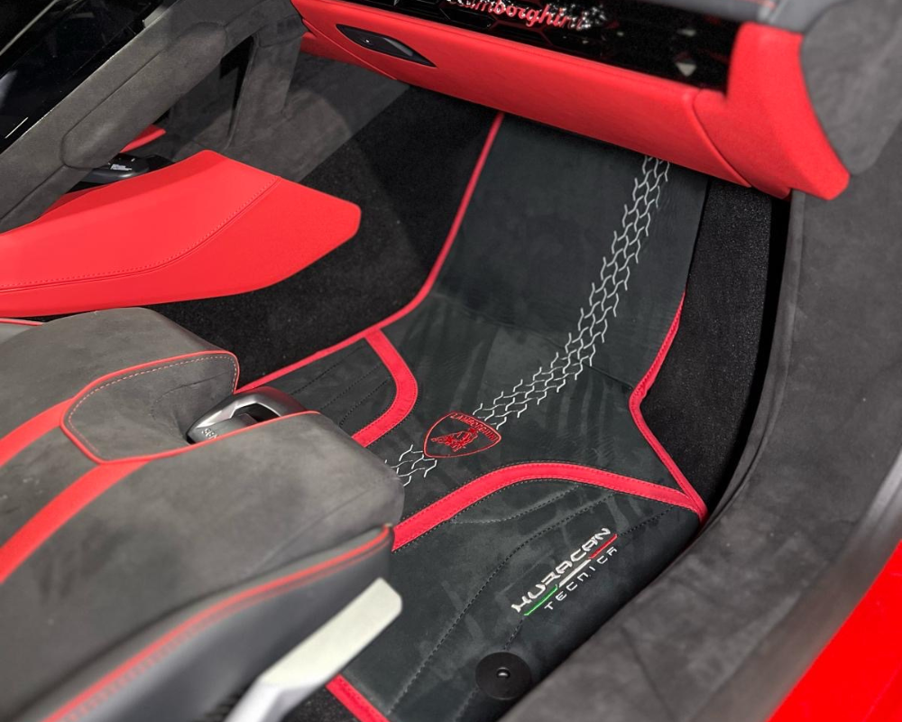 Huracan Tecnica floor mats
