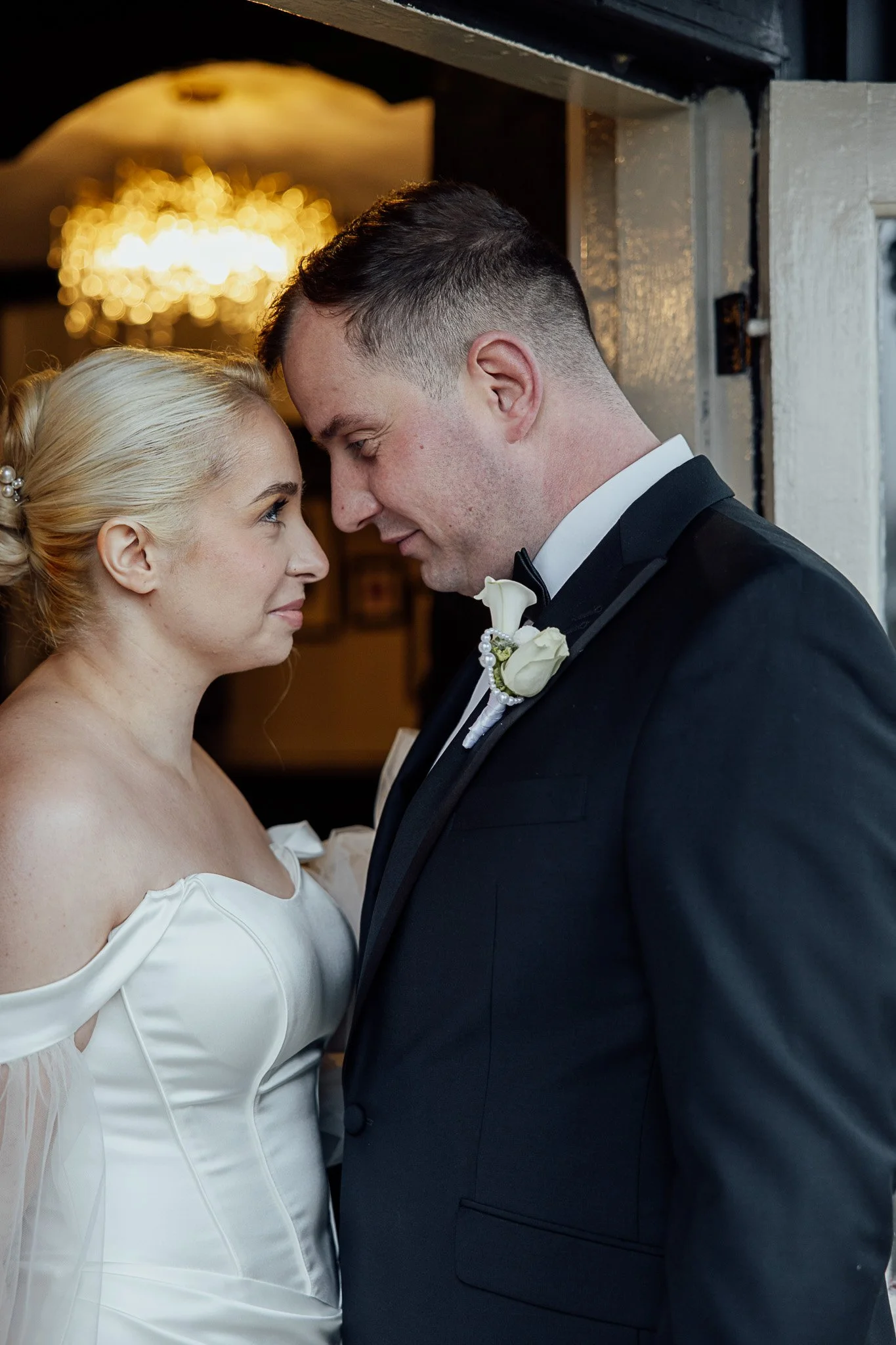 @theorchardweddingskent

Organiser and photographer @laurenmooreimagery
Makeup - @zoerobertsmua
Hair- @belleandcostudios
Content Creator - @theglowjournaluk
Bridal bouquet - @themodestbloom
Rings - @kingsdownrings
Personalised items - @clearartdesign
