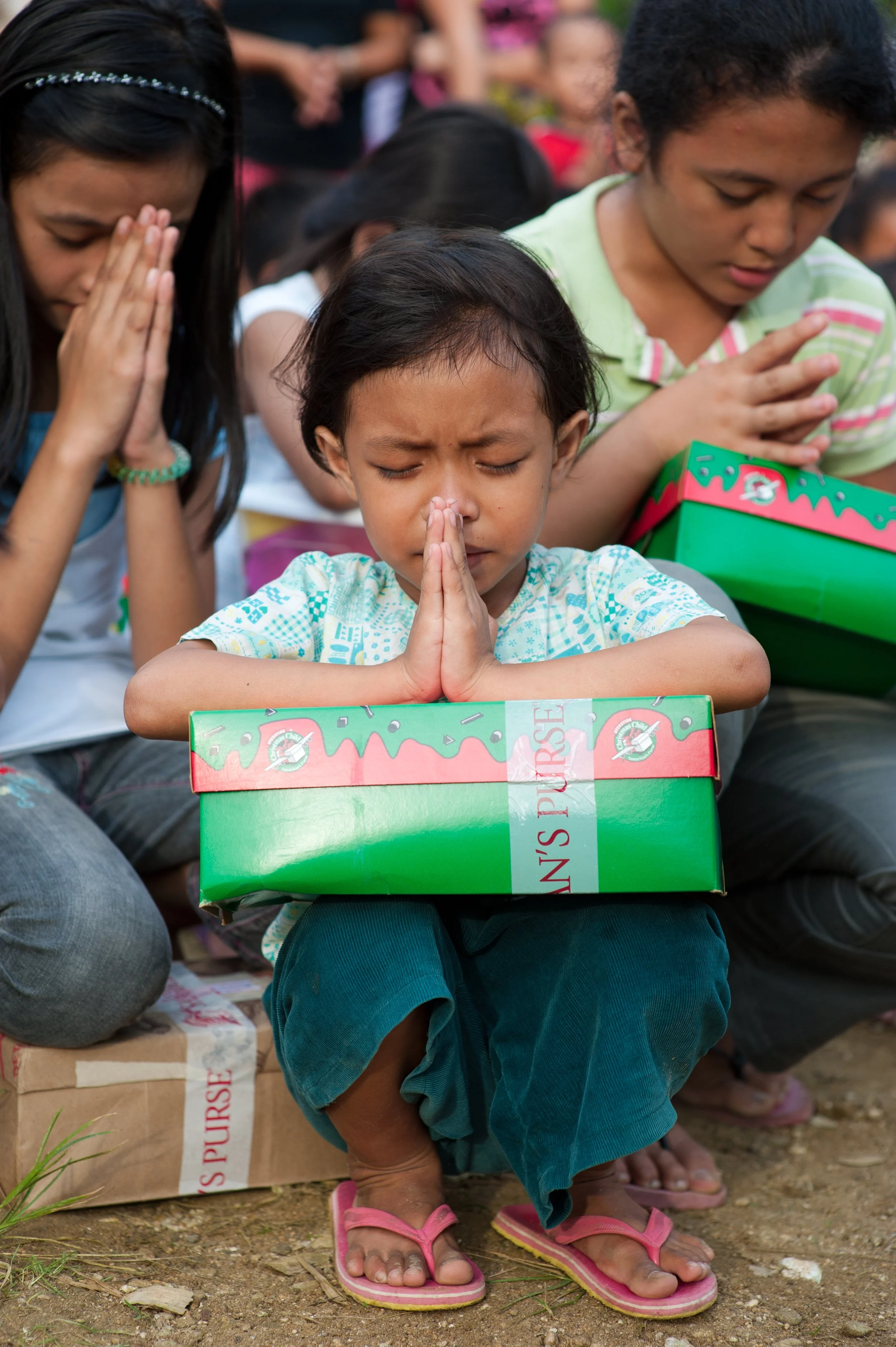 Operation Christmas Child Philippines Praying Child.jpg