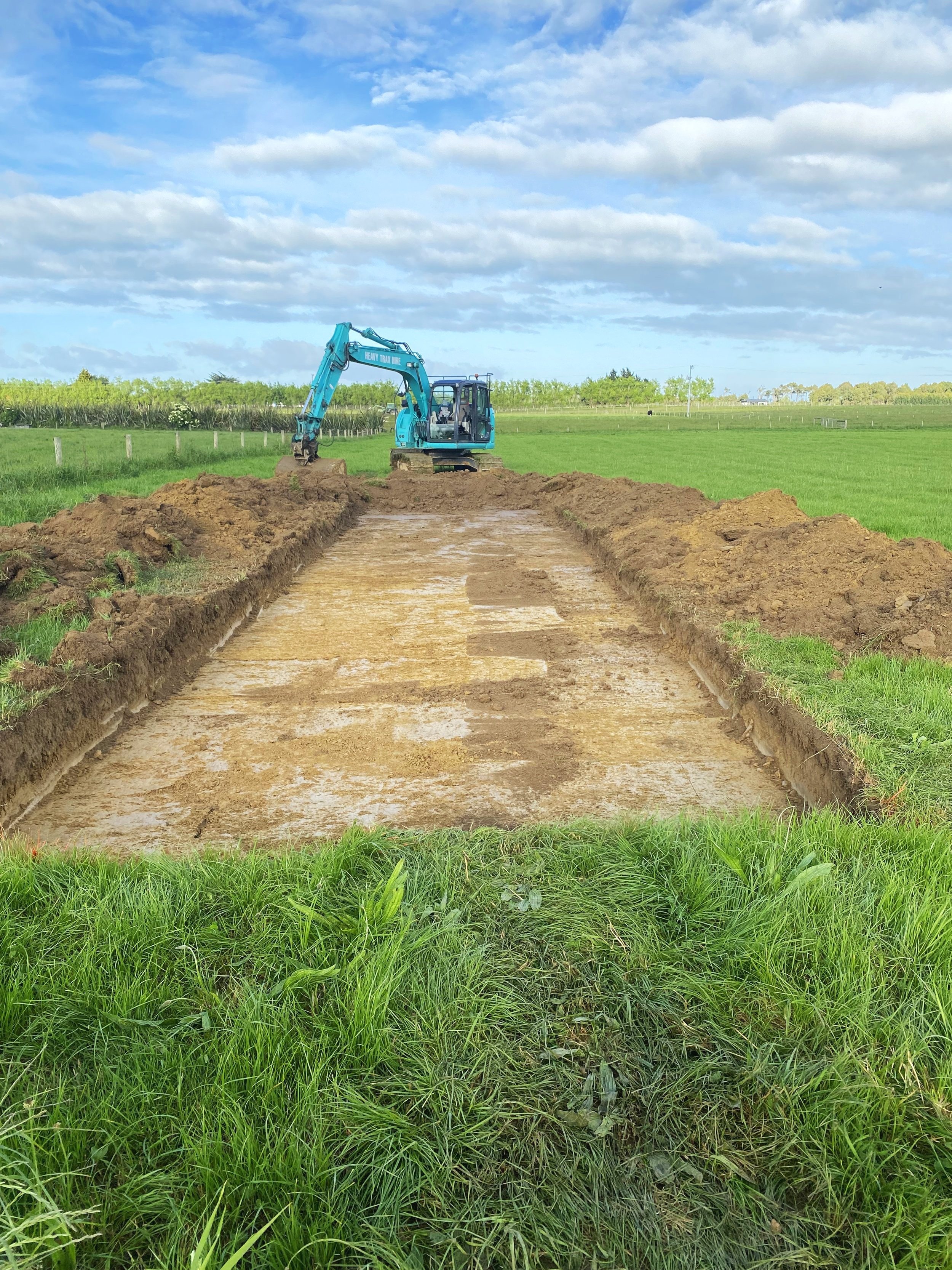 Effluent field southland, Effluent field drainlayer southland, Effluent field installation, waste water systems southland