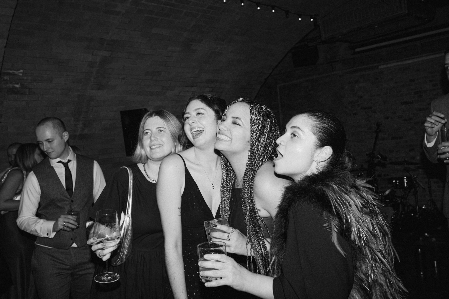 Tara-Statton-Photography-London-Editorial-Wedding (222).jpg