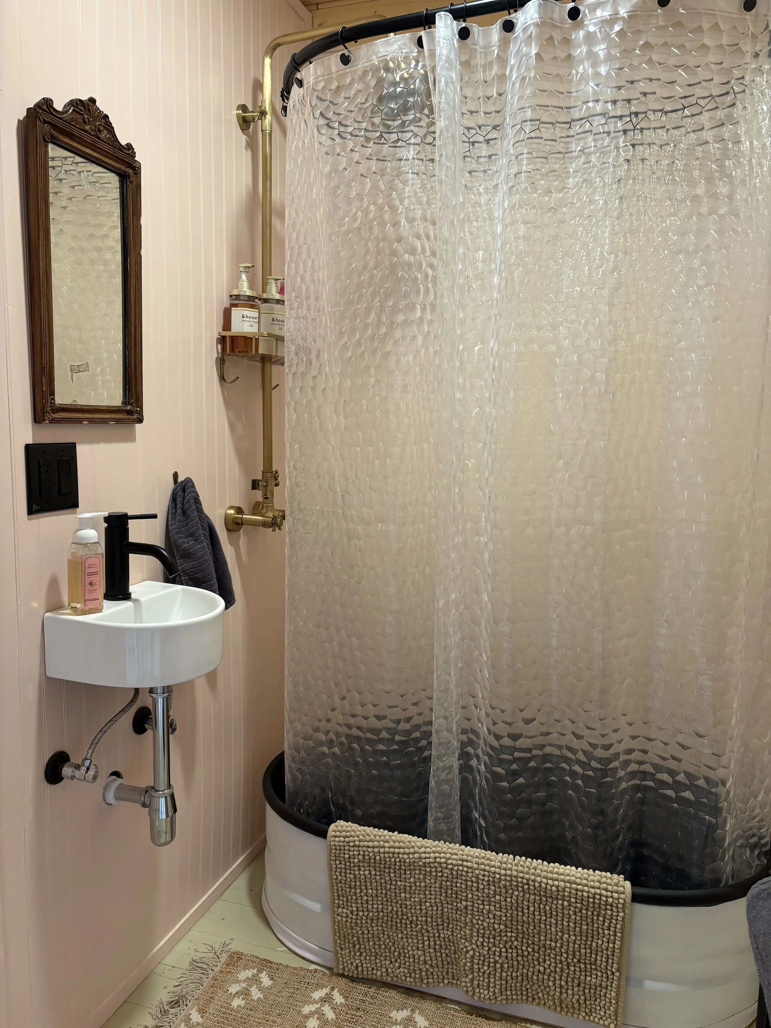 showerview bunkie.jpg