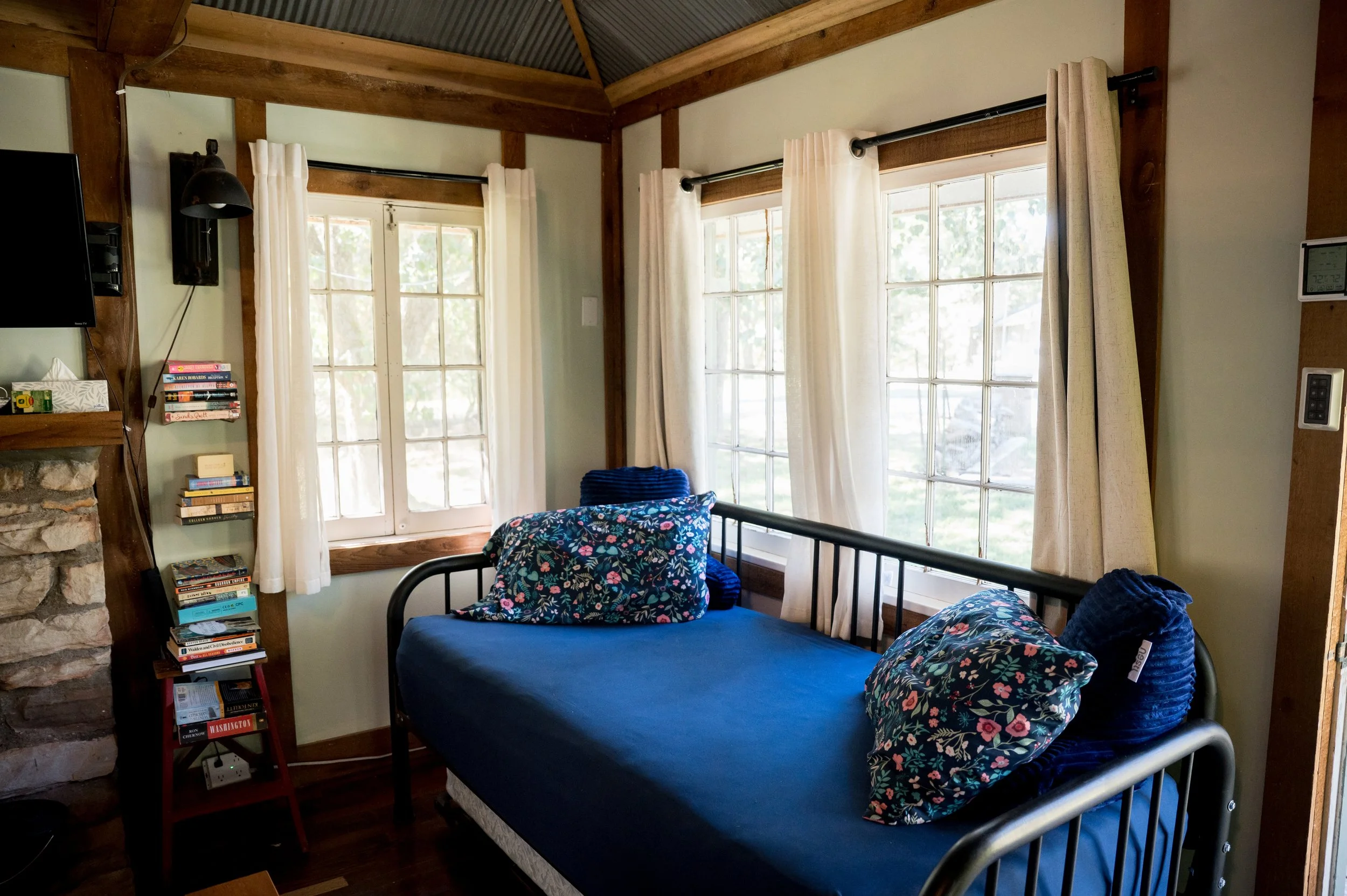 Scott_CabinAirbnb_Oct_25-28.jpg