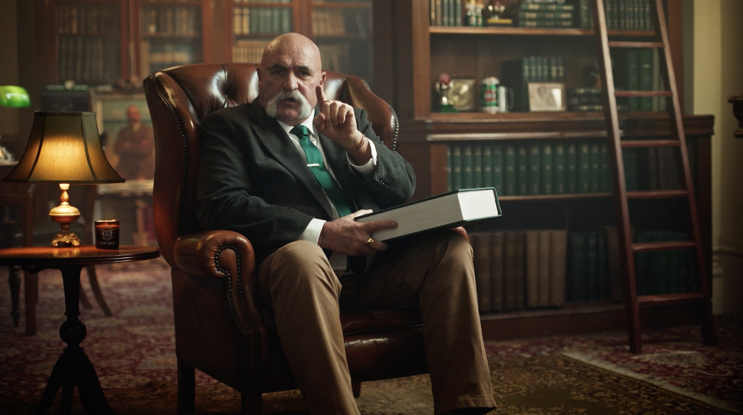 VICTORIA BITTER  MERV 