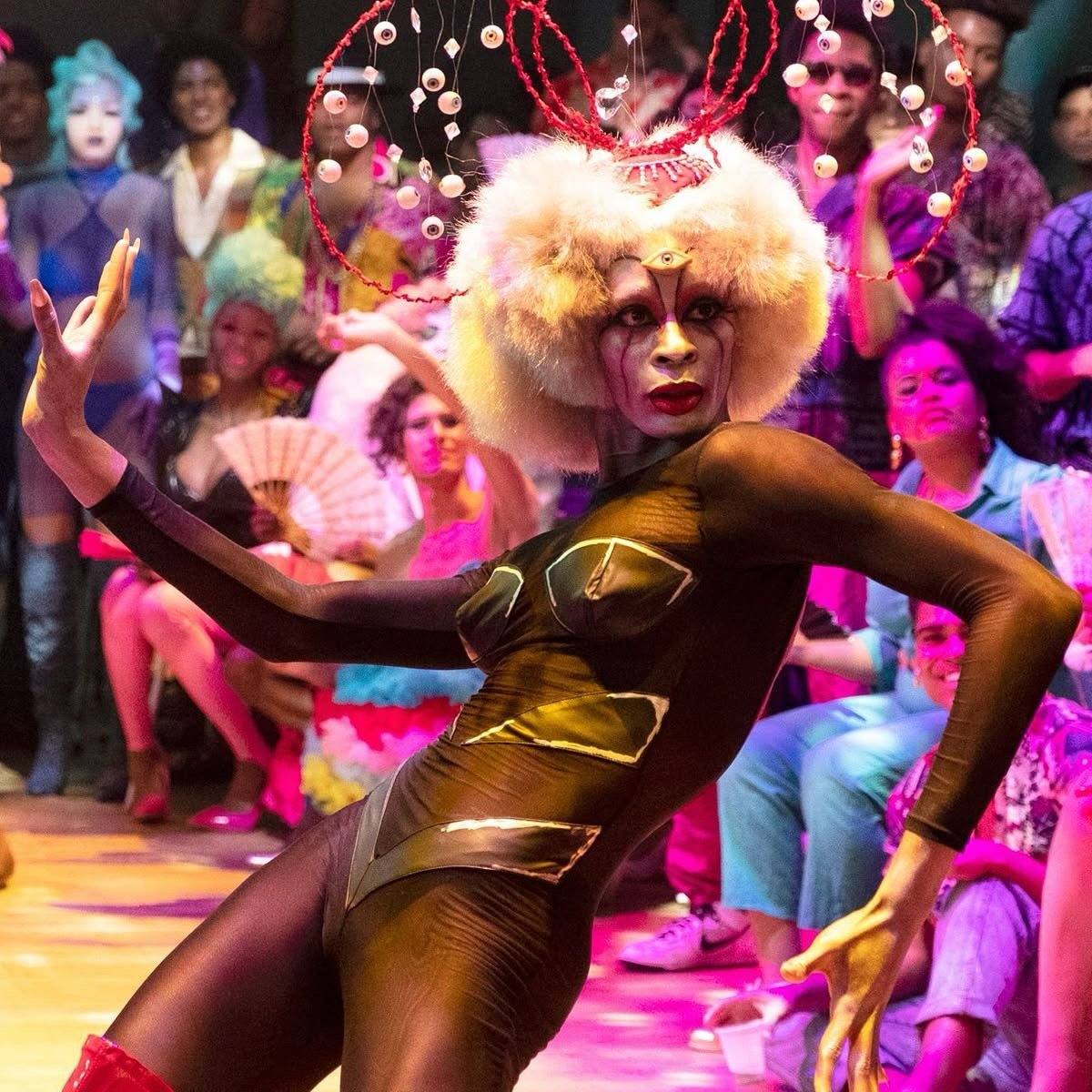 After mainstream society’s perpetual attempts to suppress queer visibility, the underground ballroom culture has, against the odds, been able to flourish as a safe haven for queer expression, stylized femininity, and gender-nonconformity.
Here