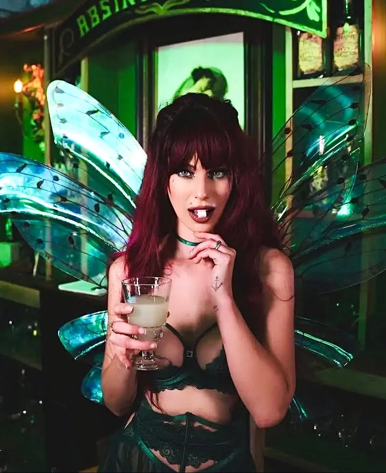 the green fairy returns on OCT. 22 to grace us with the gift of wormwood 🧚 @the_keywest_mermaid ✨ our special pop-up bar will feature &ldquo;death in the afternoon&rdquo;, an authentic absinthe &agrave; la @keywesttradingco inspired by one of key we