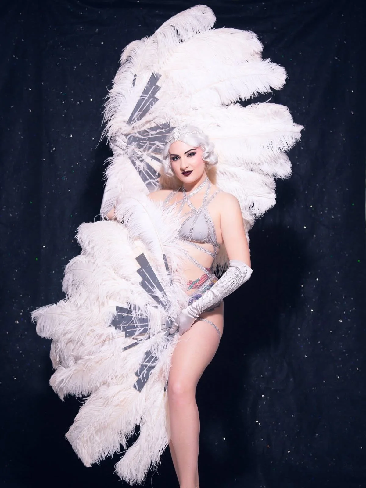 each week MOONBABE will feature a new out-of-town performer 🌙✨ and this coming thurs-sat MAY 14-16 we&rsquo;re bringing the captivating CANDY MULDUNE @candymuldune down to key west for the very first time to perform with us 🍒 time to pop pasties! i