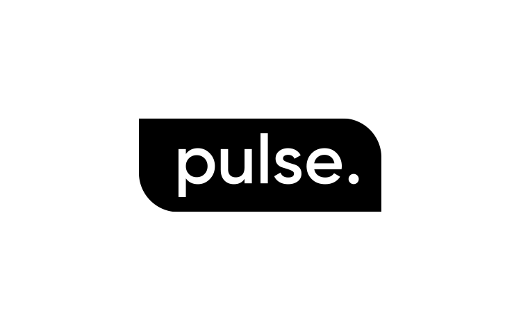 Siyah arka plan üzerinde 'pulse.' yazısı bulunan logo.