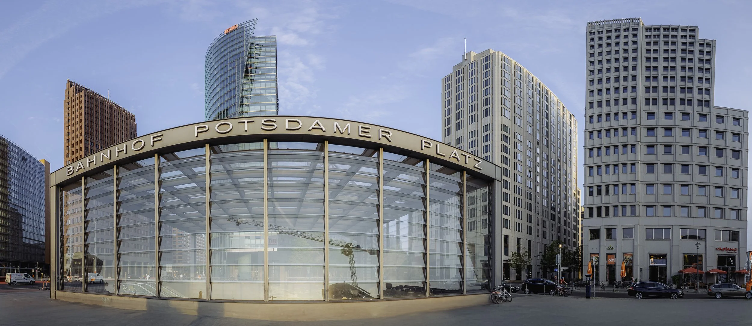 19-7-26 BERLIN RITZ-CARLTON FINALS-127.jpg