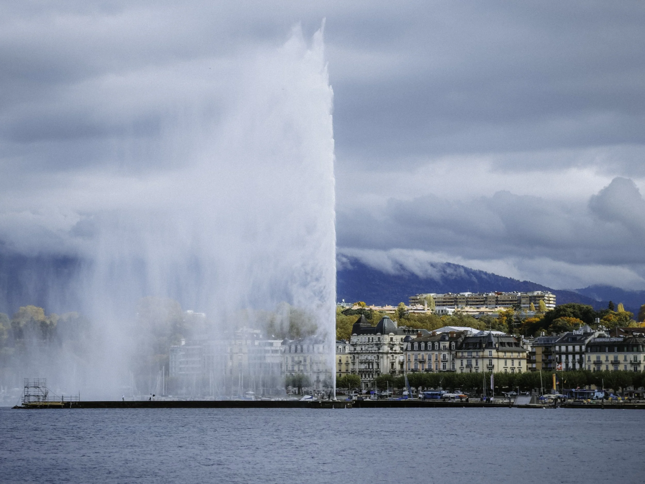 25-10-13 MILAN TO GENEVA FAMILY TRIP DAMON SHARE FINALS -233.jpg
