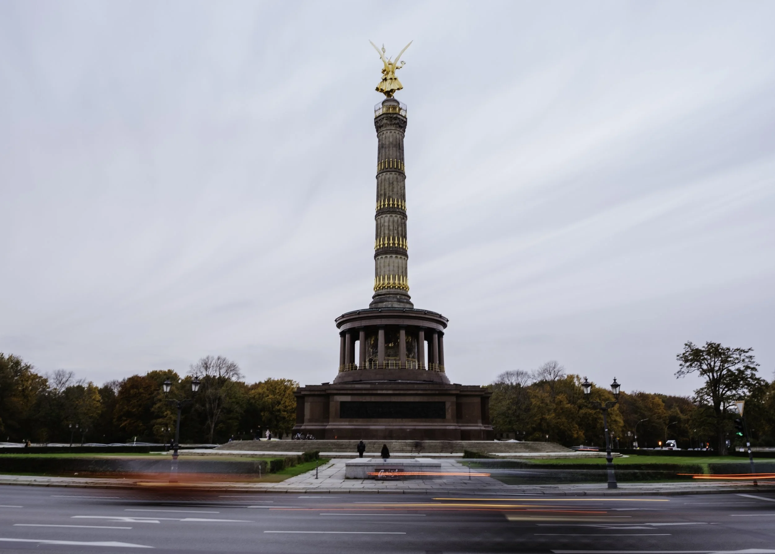 19-11-08 BERLIN RITZ-CARLTON LEWIS HAMILTON FINALS-42.jpg
