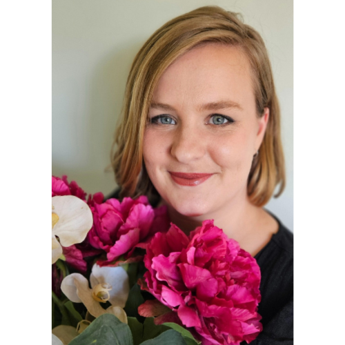 Rebecca-Sheat-East-Otago-Musical-Theatre.png
