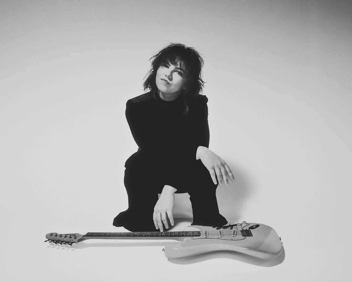 Road trip anyone &hellip;? 🚙 ☀️
Cannot wait to head to @liveintheglen this SAT night with my band. Love this venue so much! Come along and join the amazing community and joy they have built! Support from the awesome @rickiwoodmusic &hearts;️ tix in 