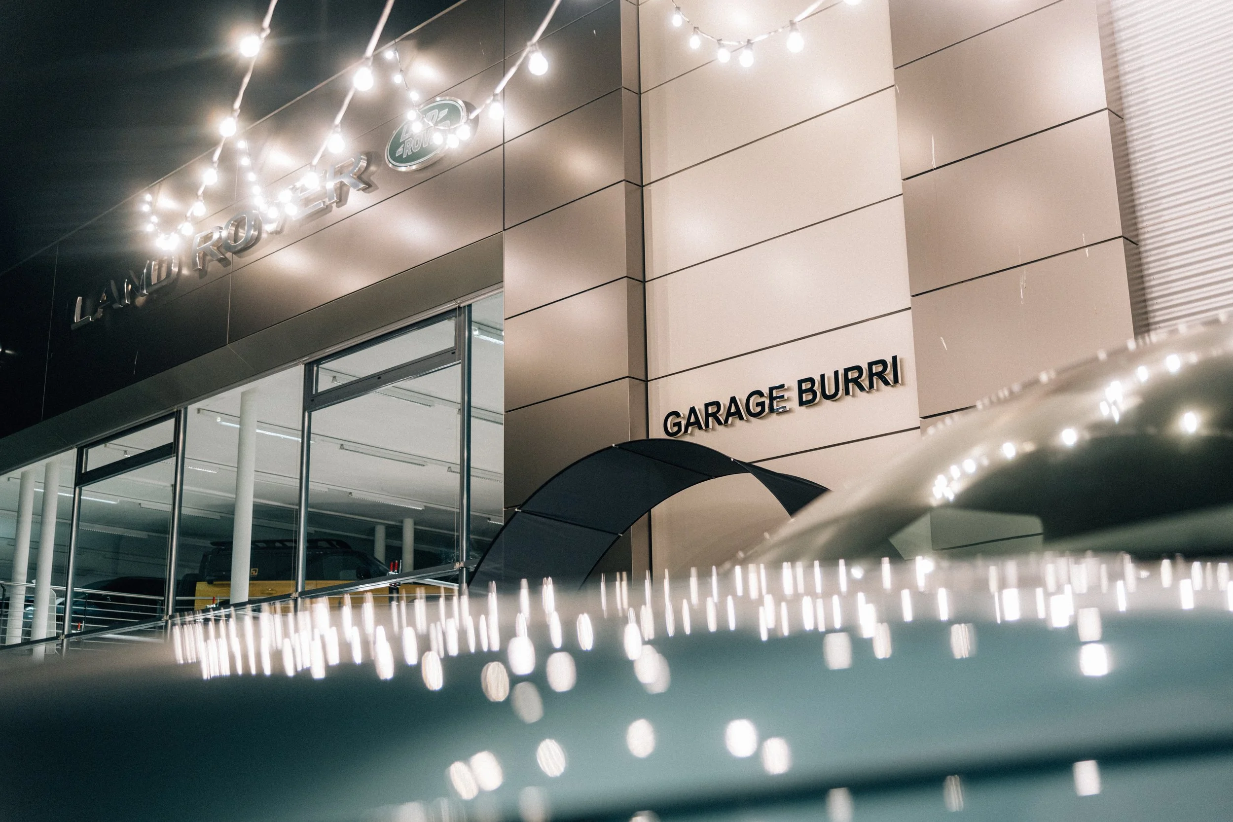 rangerover_christmas_burri_2025-4.jpg
