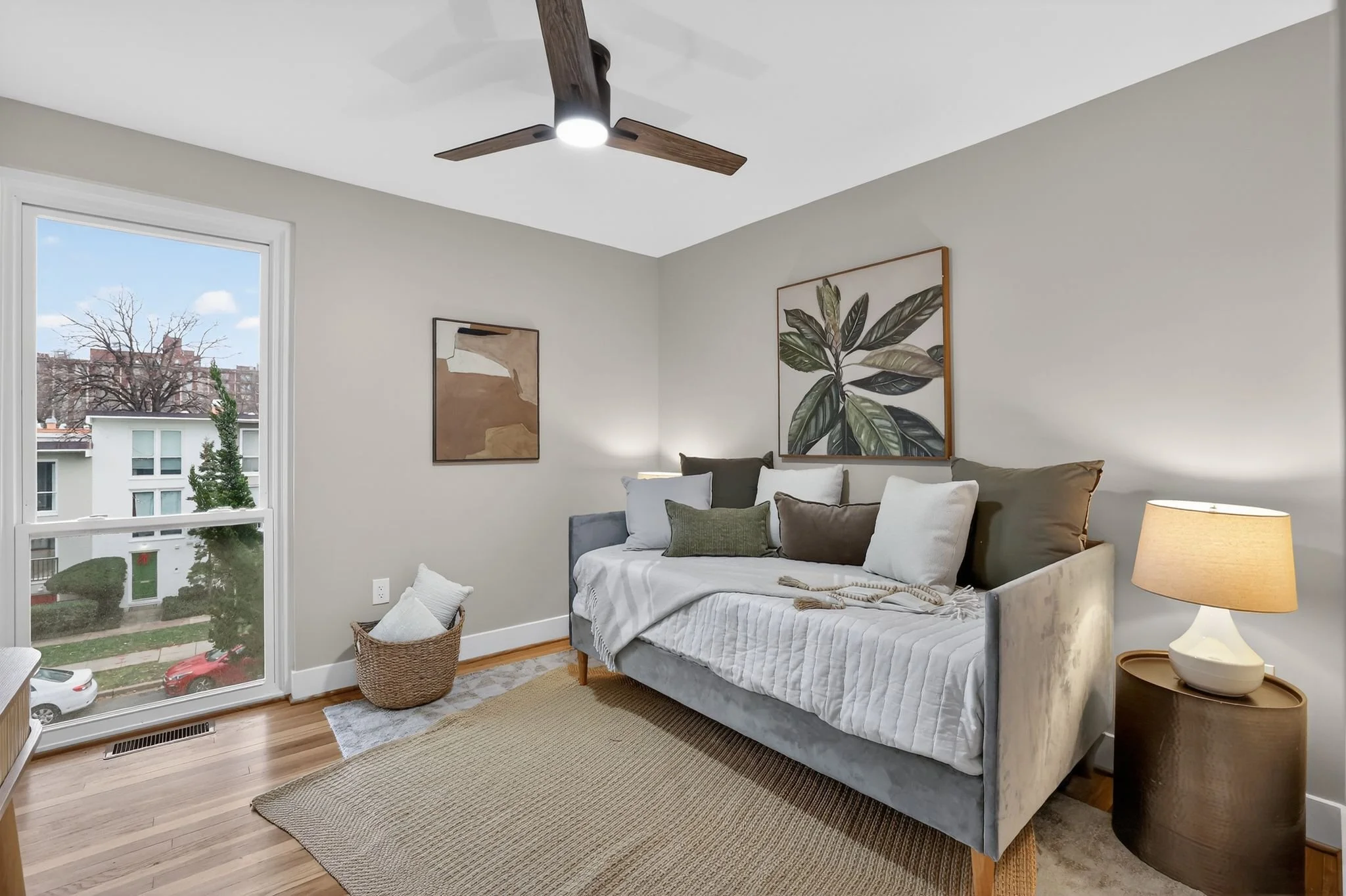 G Street SW  - Family Room 2 .jpg