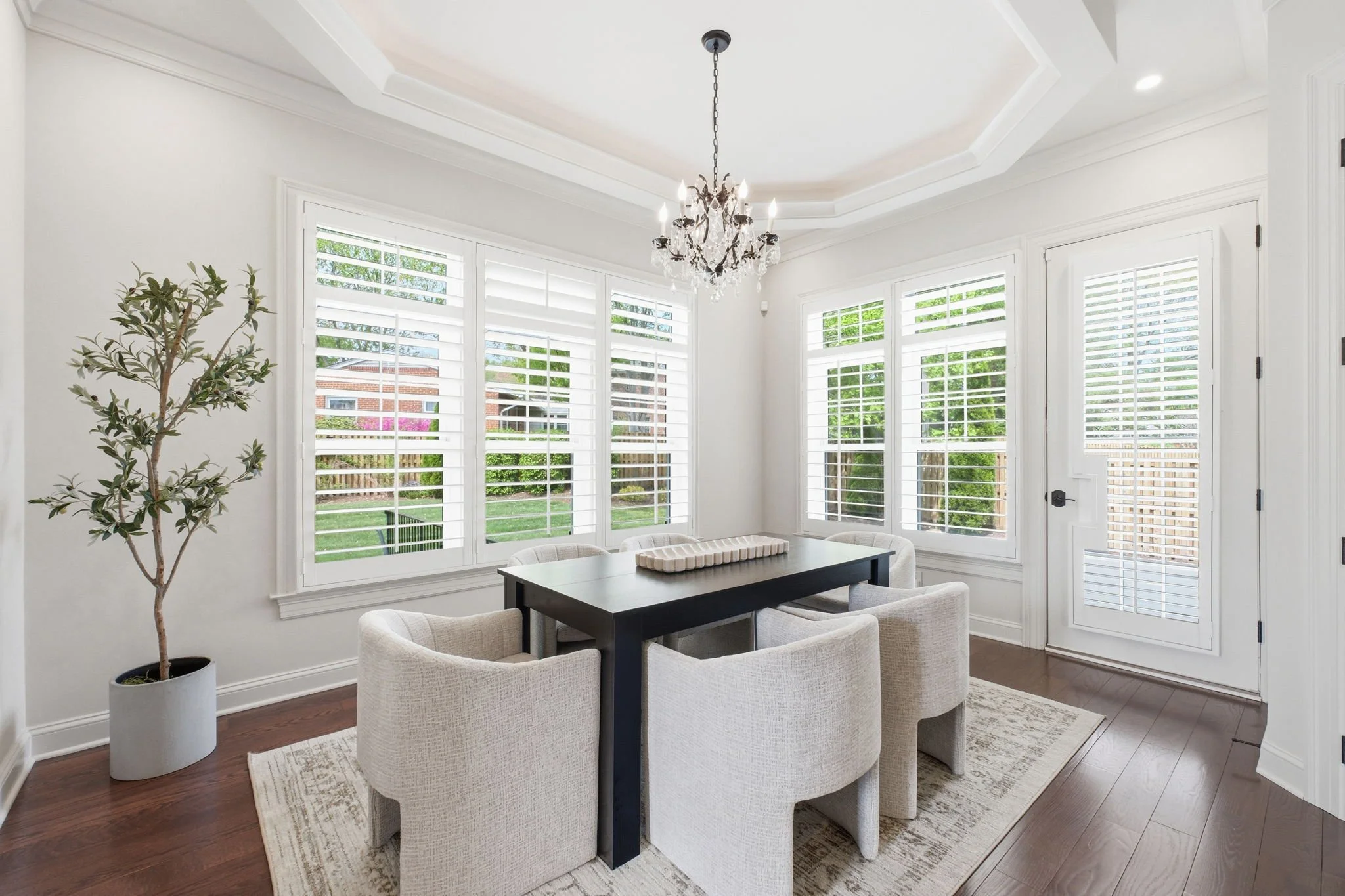 609 Kingsley Rd SW - Breakfast Room 2 .jpg