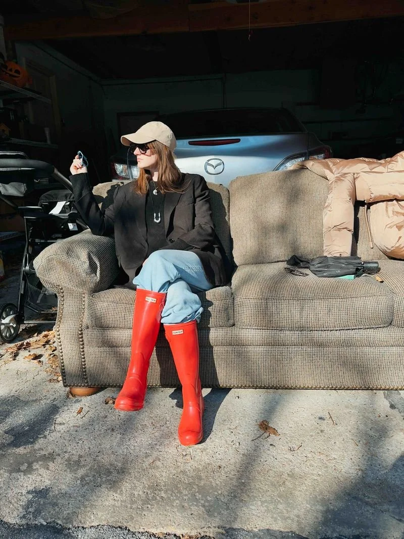 Sweater thrifted - blazer the Frankie shop - red hunter boots - ralph lauren polo hat