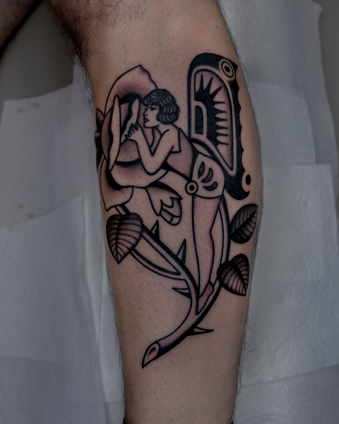 Classic one today! Thank you so much @gabriel.delia.tattoo 🙌🏼🌄🌴

Upcoming guest spots in Nov/Dec👇🏼

✫San Diego
✫Phoenix
✫San Francisco
✫Portland

Got a tattoo idea? DM me and let&rsquo;s get you on the list!