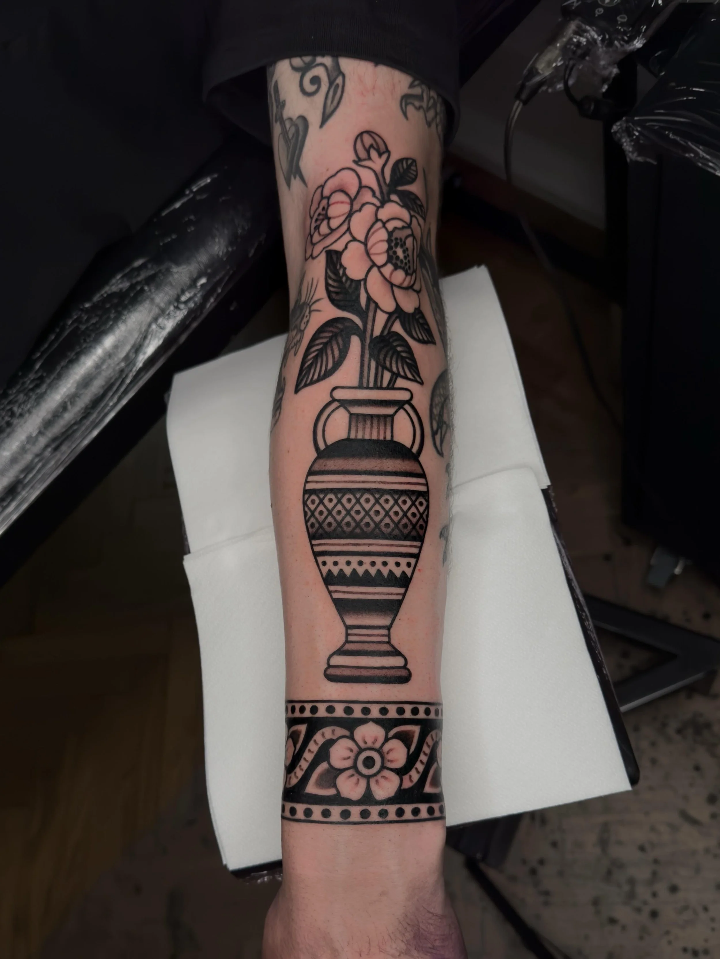 Vase and cuff for Tim, great combo, thanks🌟