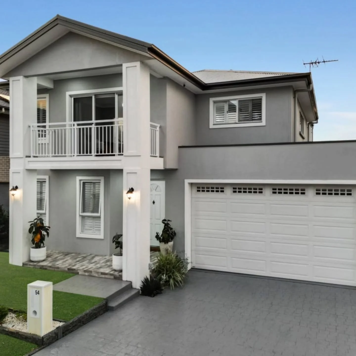 Completed Project: Maidenhair &ndash; a custom home exemplifying superior craftsmanship, elegant modern finishes, and spacious living areas with an alluring pool.
MEJOBUILD is committed to exceeding expectations.

Ready to build your custom home in S