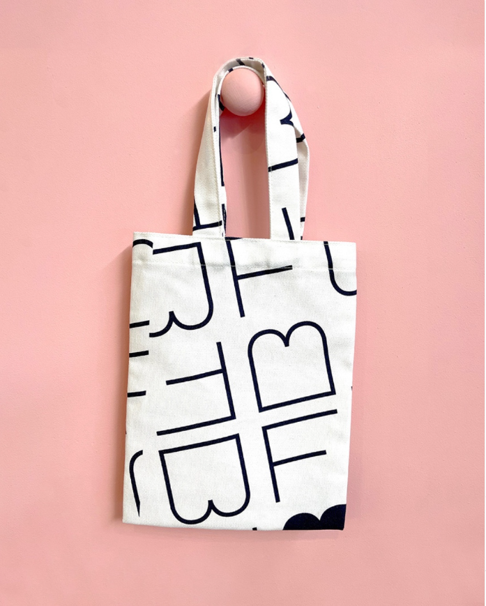 Tote bag personnalisé à Besançon — Fabrication française, livraison en Franche-Comté