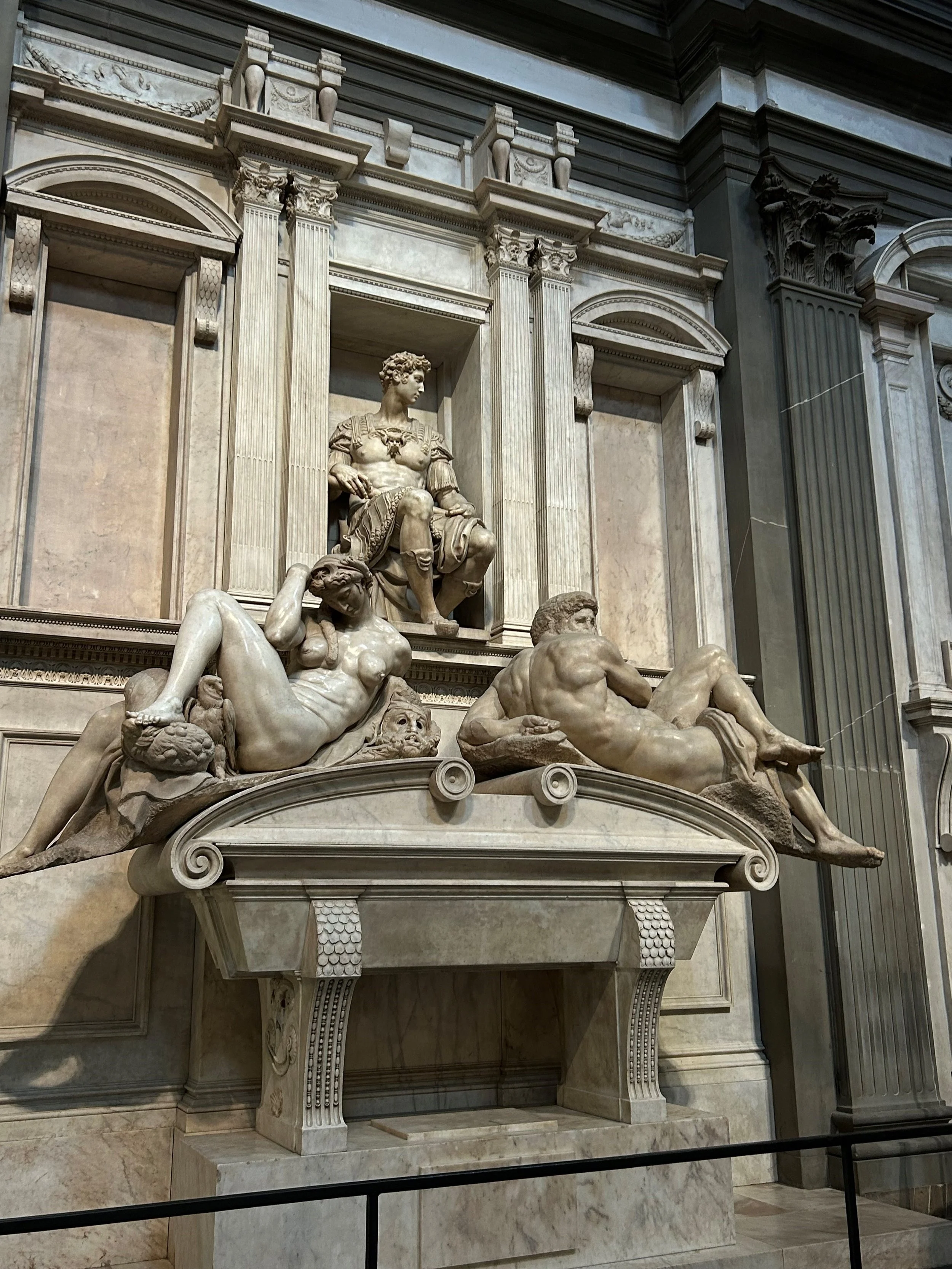 michelangelo-medici-tomb-sculpture-cappelle-medicee-florence.jpg.jpg
