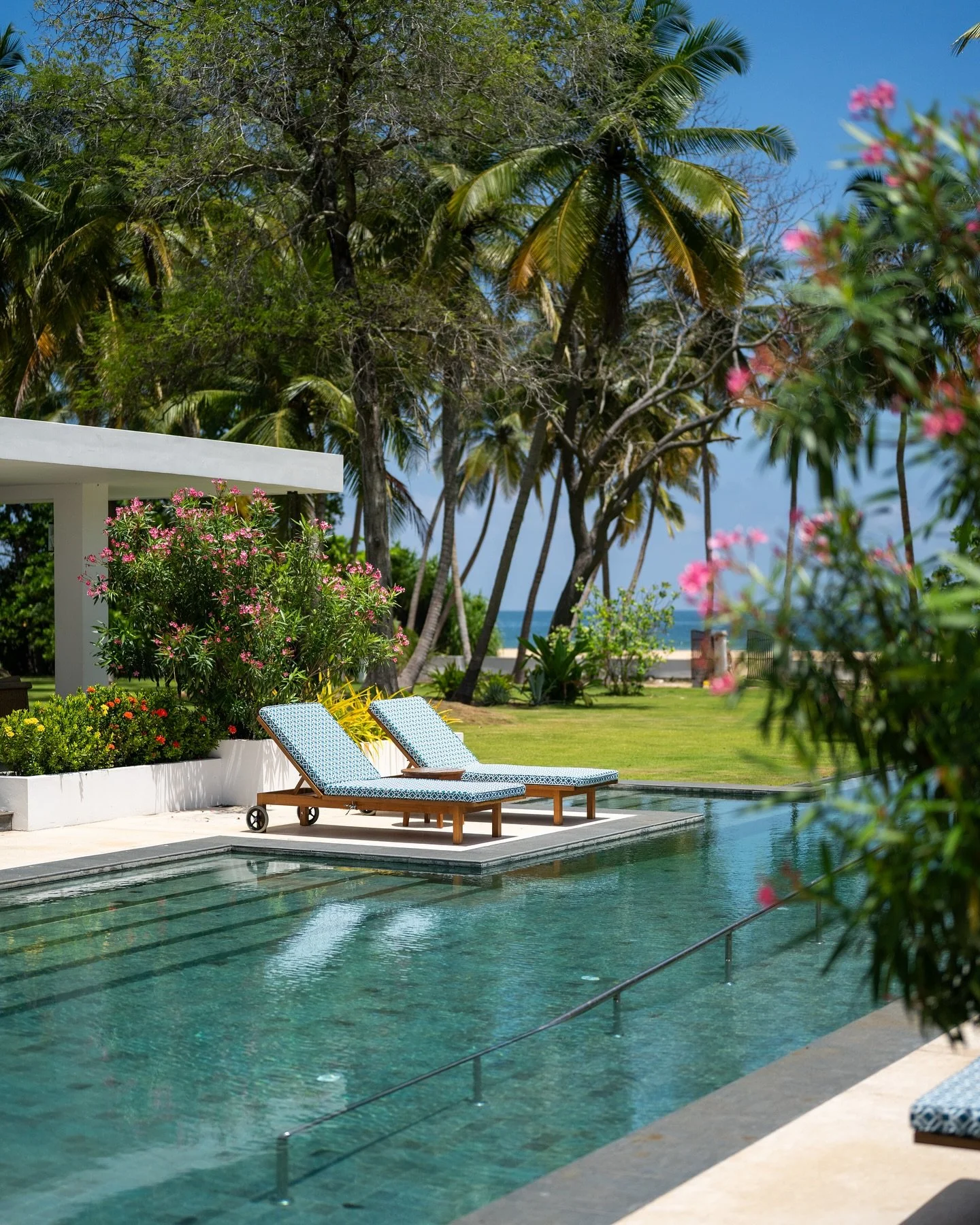 ✨So enjoyed our meeting yesterday with the lovely Manoj from @teardrop_hotels to learn all about their latest addition to the portfolio @kalkudahbeachhouse opening this June.

✨Set on Sri Lanka&rsquo;s unspoilt and lesser-known East Coast, this beaut