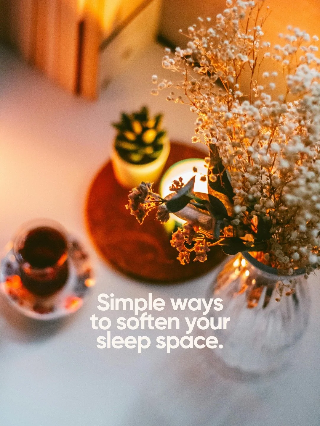 It's hard to always feel relaxed in winter &mdash; going between temperature imbalances, confusion with routine and early sleepiness. Bring a little softness into your space (and see if you feel a bit cosier) 🏡

What works for you? 

#sleep #sleepti